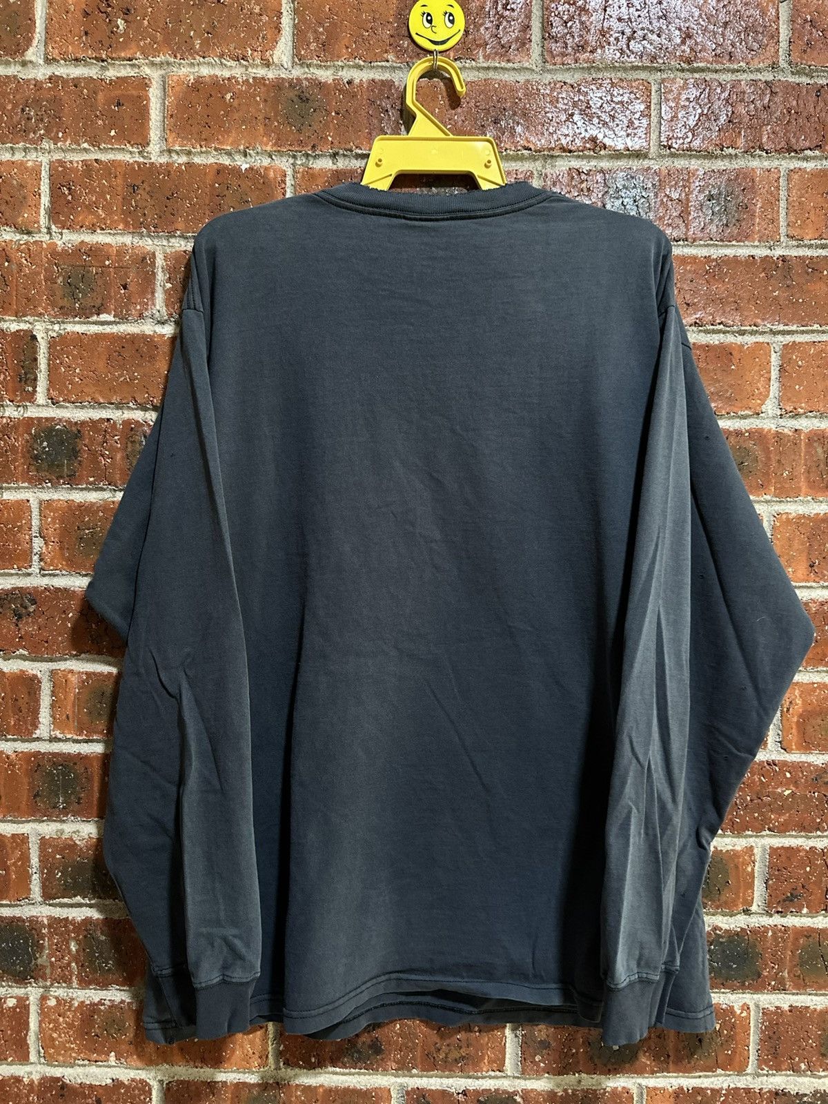 Carhartt Thrashed Vintage Carhartt Long Sleeve Distress Tee Size US XL / EU 56 / 4 - 8 Thumbnail