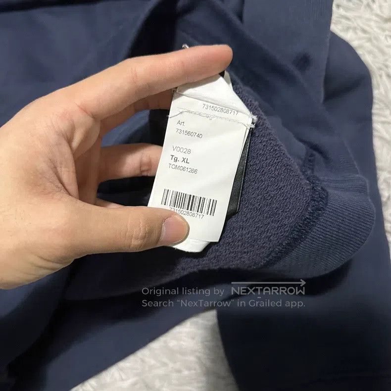 Stone Island Stone Island Round neck sweater pocket dark blue XL code Size US XL / EU 56 / 4 - 7 Thumbnail