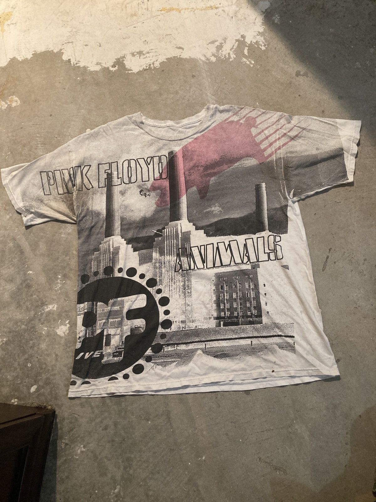 Band Tees × Vintage VTG PINK FLOYD ANIMALS AOP 2007 distressed Size US XL / EU 56 / 4 - 1 Thumbnail