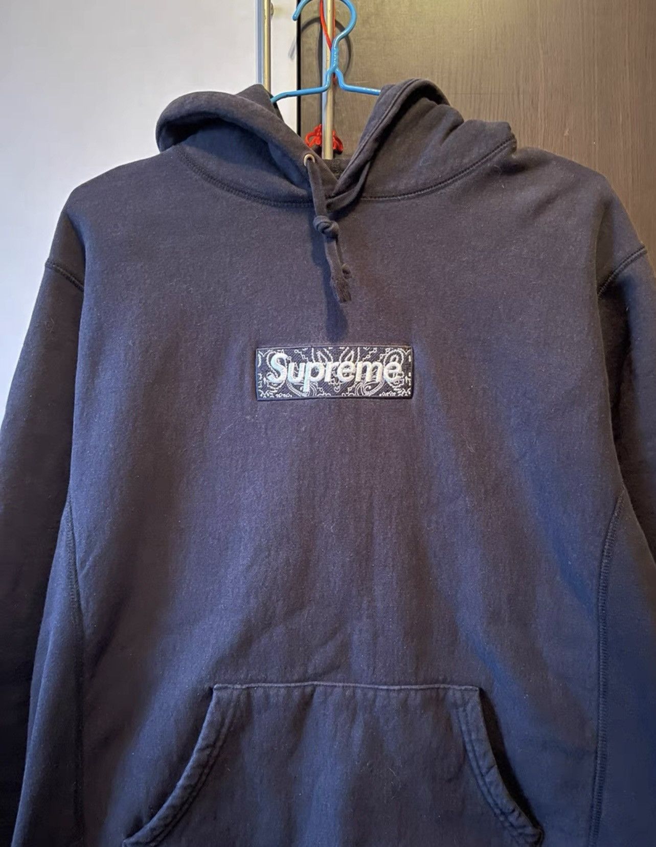 Supreme Supreme black bandana paisley box logo hooded sweatshirt Size US XL / EU 56 / 4 - 1 Thumbnail