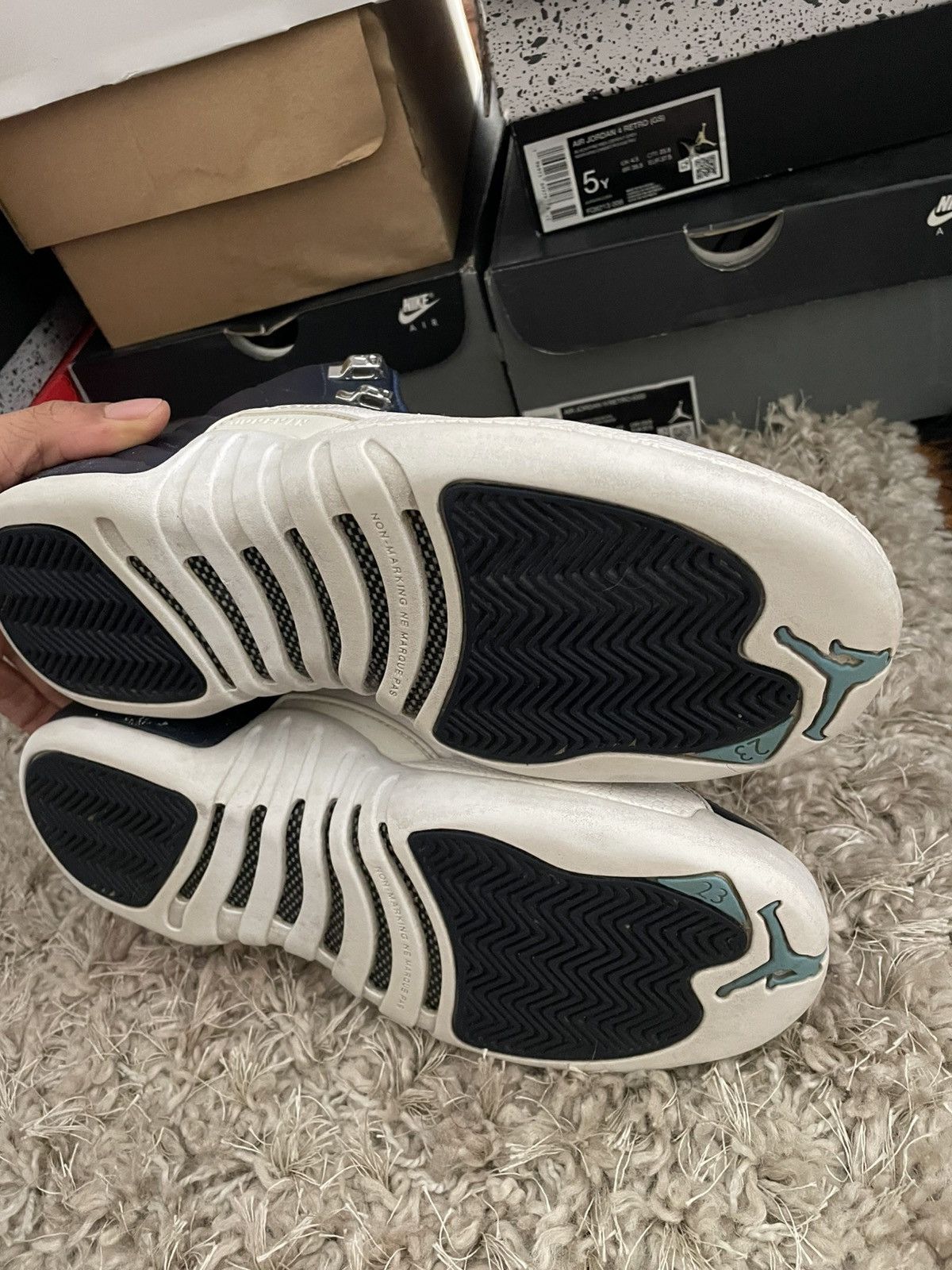 Jordan Brand Jordan 12 Obsidian Size US 6.5 / EU 39-40 - 10 Thumbnail