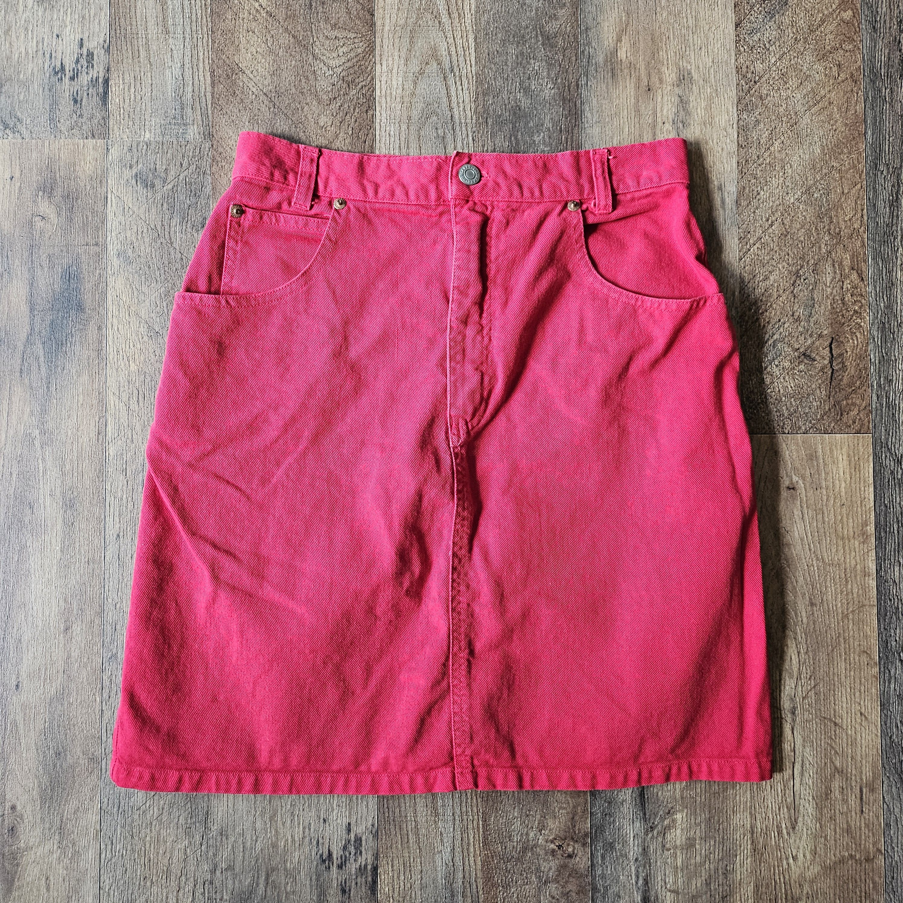 Vintage Vintage Classic 90s hIgh-waist denim skirt Size 26" / US 2 / IT 38 - 1 Thumbnail