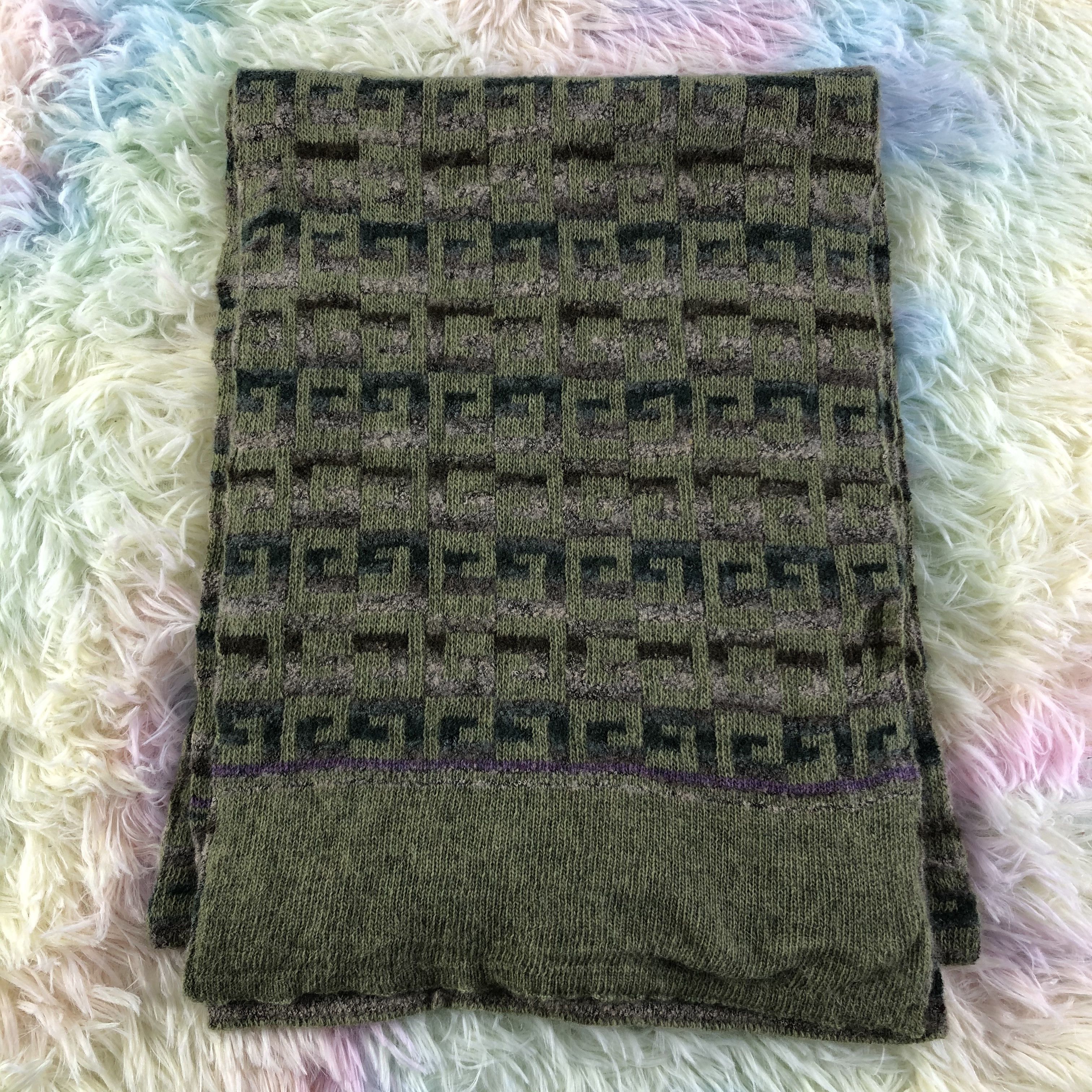 Vintage Givenchy Scarf / Muffler / Neckwear - KM327 Size ONE SIZE - 2 Thumbnail