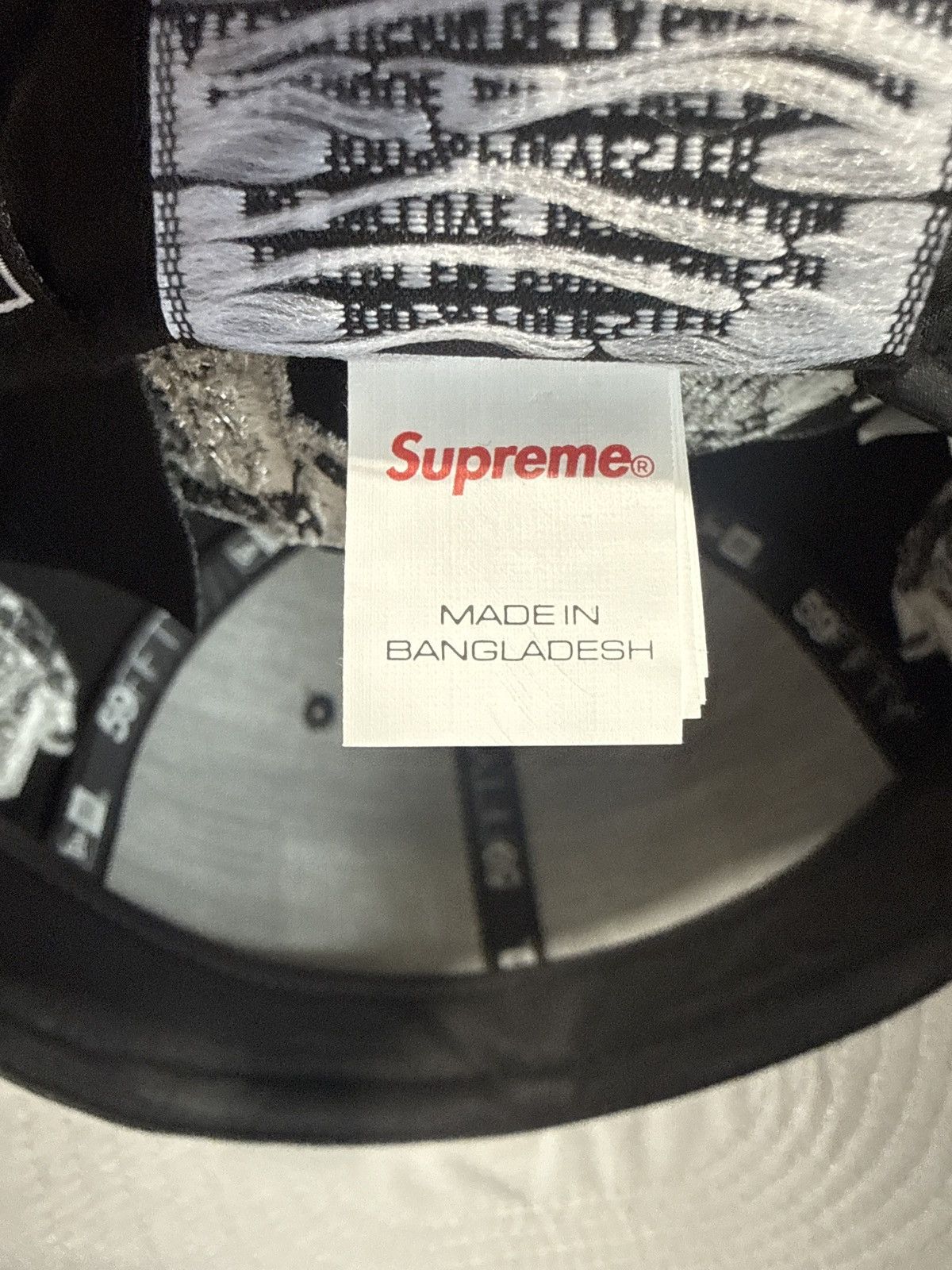 MLB × New Era × Supreme Supreme Jerseys Box Logo New Era Fitted Hat Size ONE SIZE - 13 Thumbnail