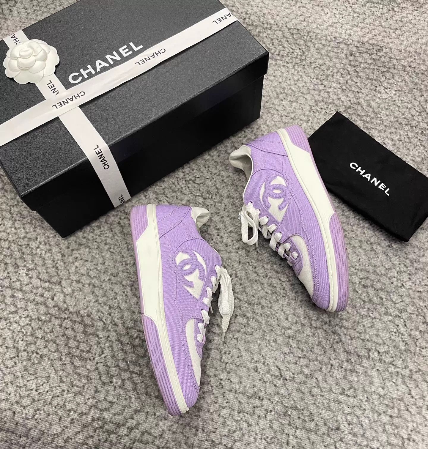 Chanel Chanel Lavender Women's Sneakers Size US 6.5 / IT 36.5 - 4 Thumbnail