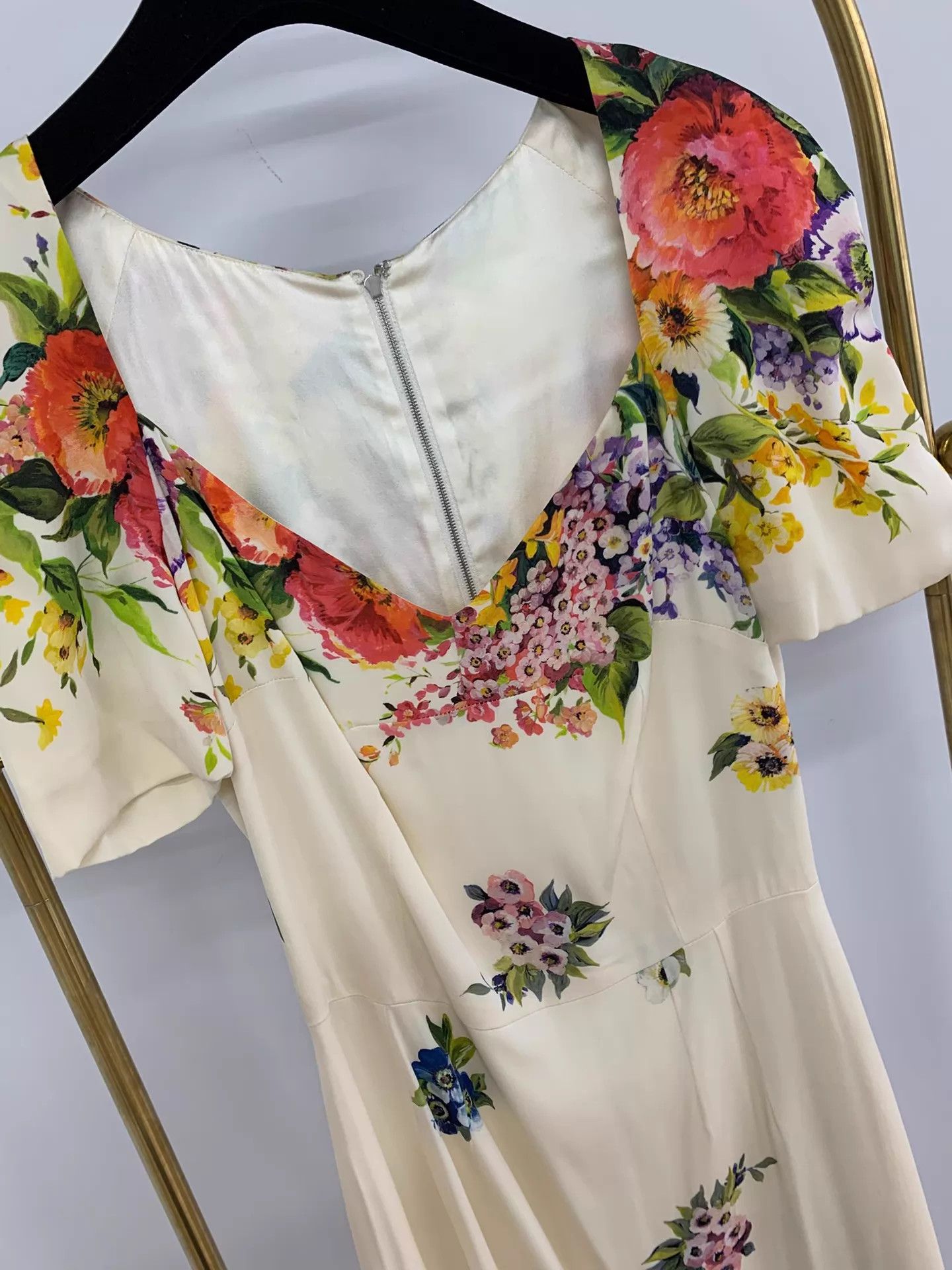 Dolce & Gabbana Dolce & Gabbana Printed Dress Size 40 New Size S / US 4 / IT 40 - 2 Thumbnail