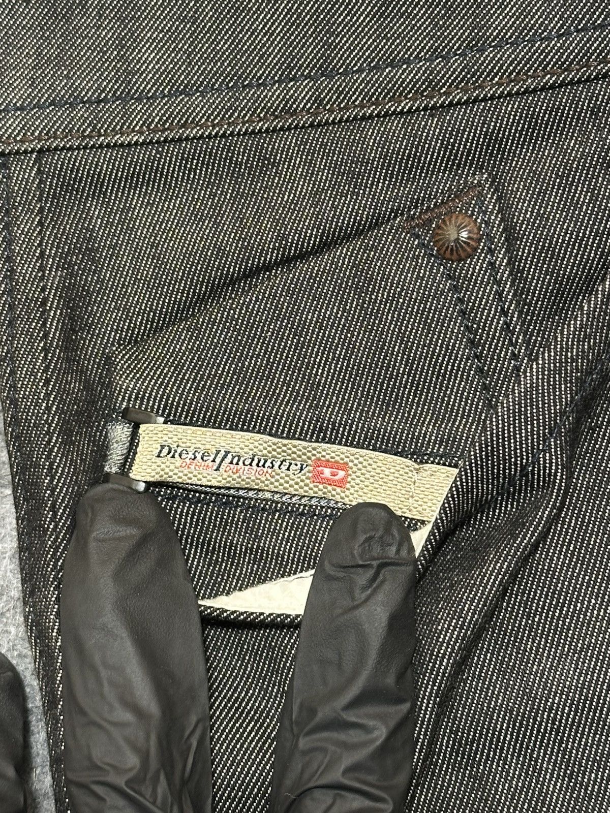Diesel Diesel Darron jeans in a dark gray. Size US 32 / EU 48 - 14 Thumbnail