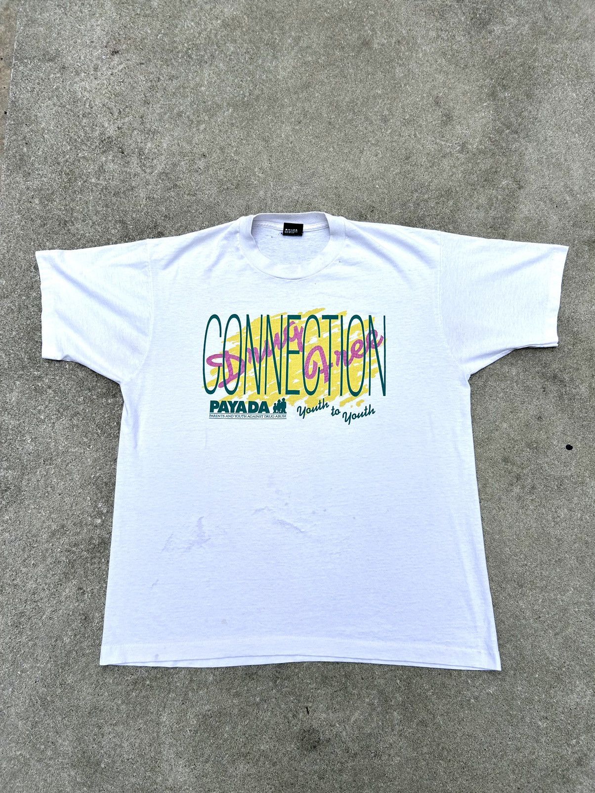 Vintage Drug-Free Connection vintage 90s white Screen Stars t-shirt Size US XL / EU 56 / 4 - 1 Thumbnail