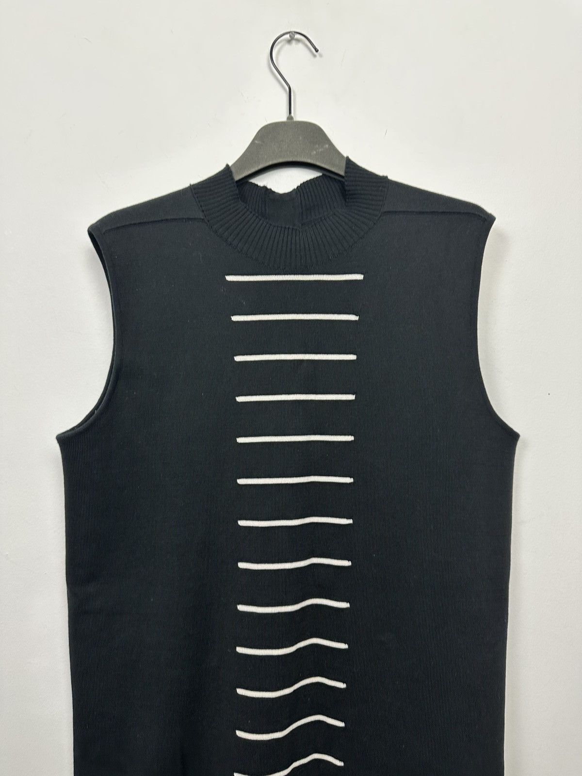 Rick Owens SS12 ‘NASKA’ Striped Wool Vest Size US M / EU 48-50 / 2 - 2 Thumbnail