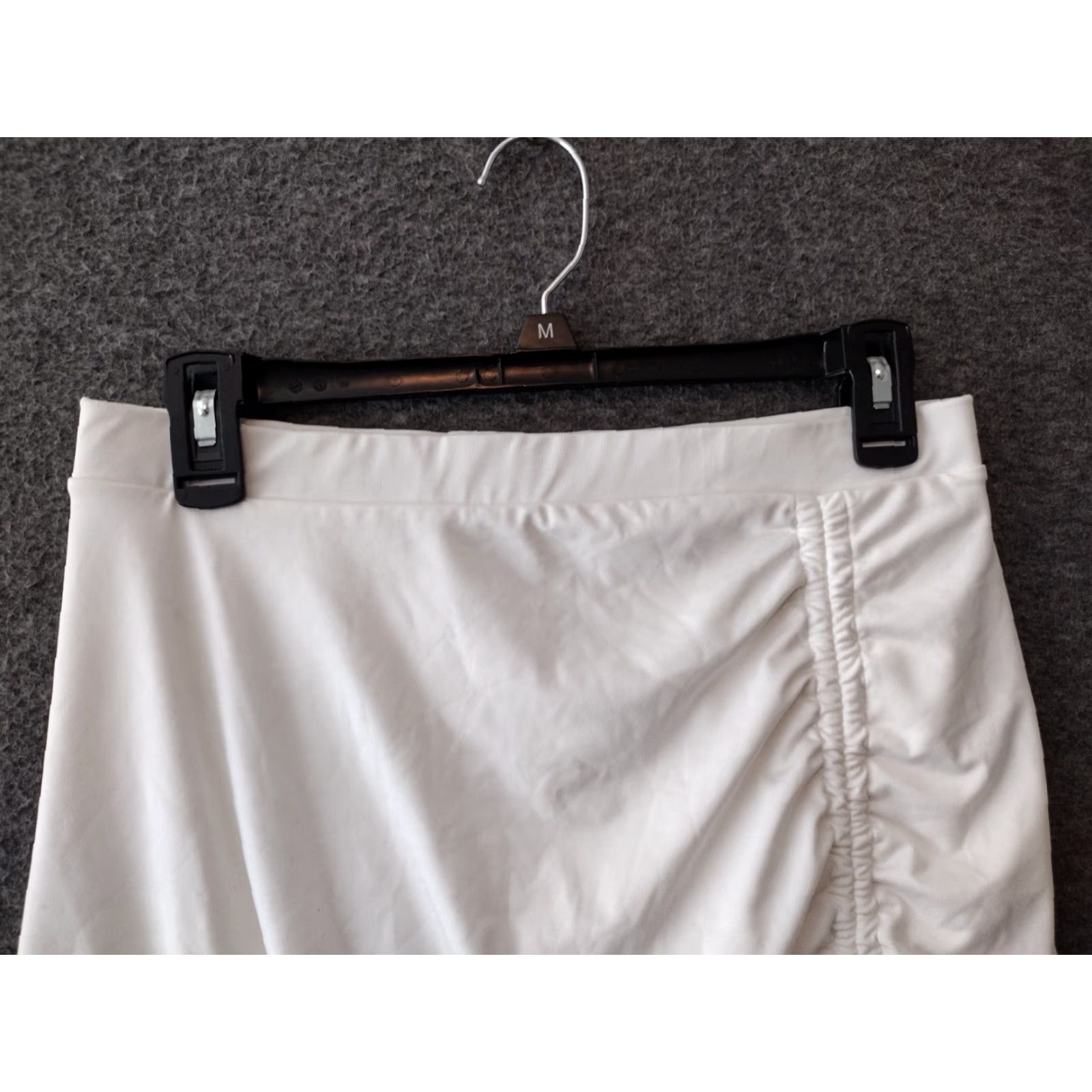 Fashion Nova Fashion Nova Mini Skirt L White Slit Strings Casual Party/Cocktail 80s Womens Short Ruched Side Labeled Regular (Size L) Size 36" / US 14 / IT 50 - 4 Thumbnail
