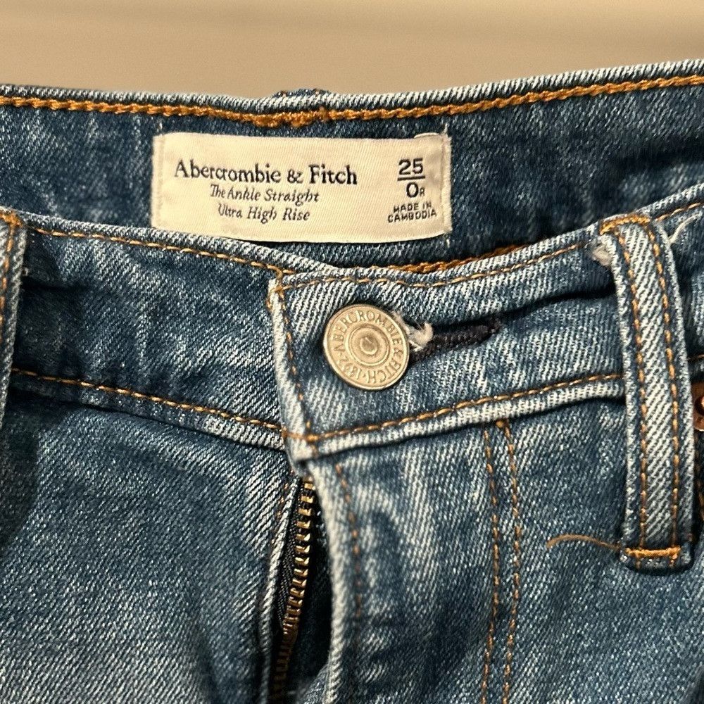 Abercrombie & Fitch Abercrombie & Fitch Ankle Straight high rise Jeans Size 25" / US 0 / IT 36 - 2 Thumbnail