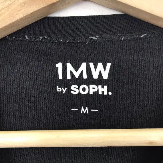 GU × Sophnet. 1MW SOPH x GU Sophnet Collaboration Tee Shirt Hirofumi Size US L / EU 52-54 / 3 - 8 Thumbnail