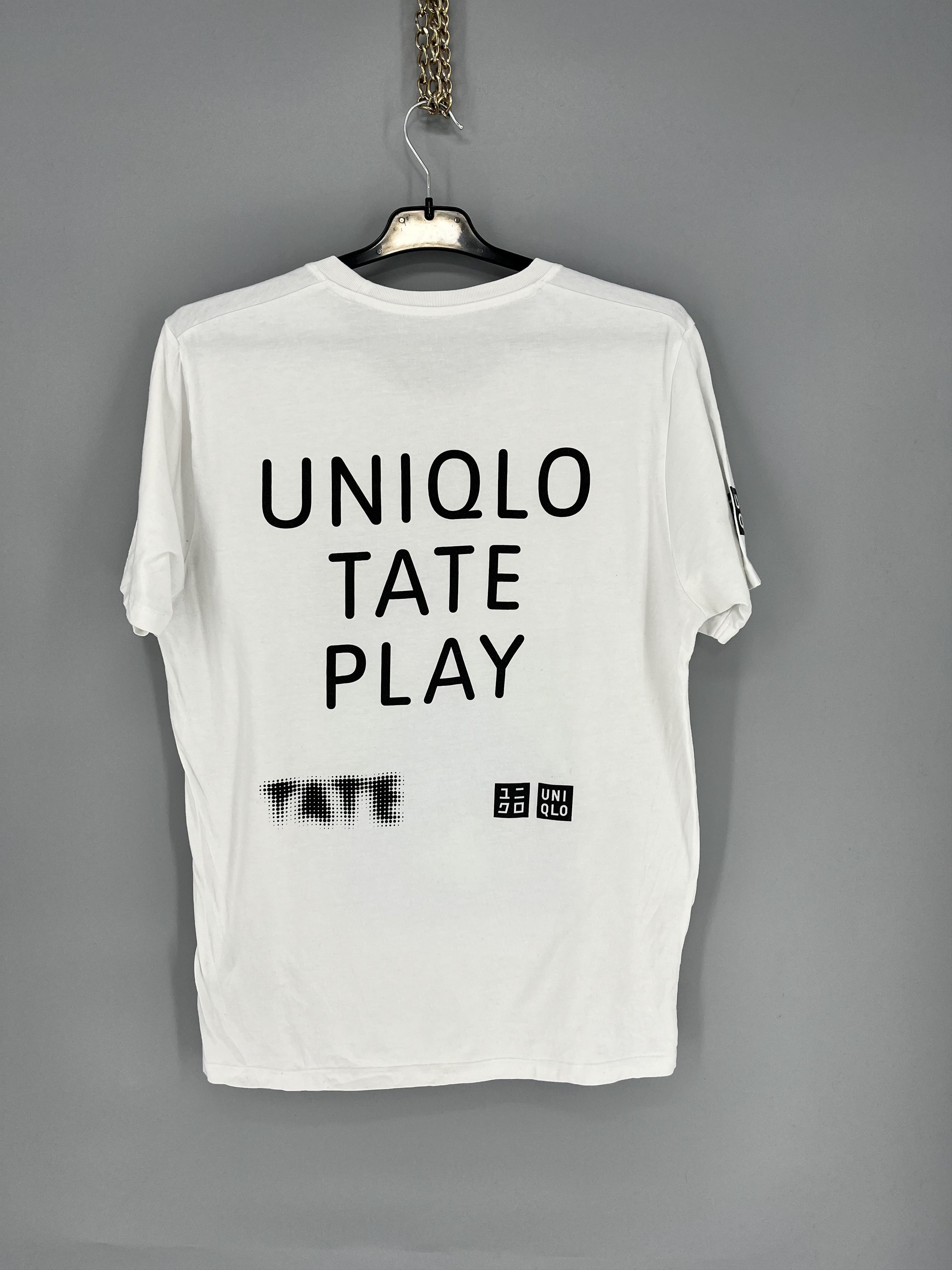 Japanese Brand Vintage Y2K UNIQLO TATE PLAY T-Shirts White hype Size US L / EU 52-54 / 3 - 7 Thumbnail
