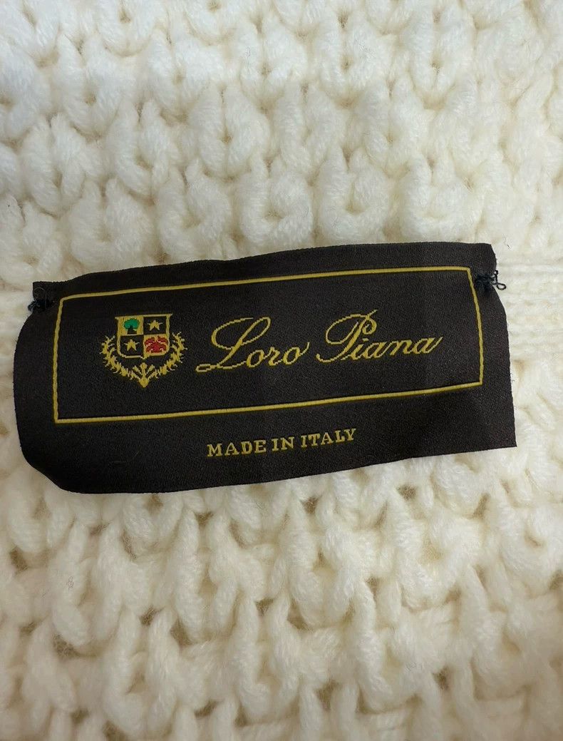 Loro Piana LORO PIANA White cashmere cardigan with hood Size XS / US 0-2 / IT 36-38 - 5 Thumbnail