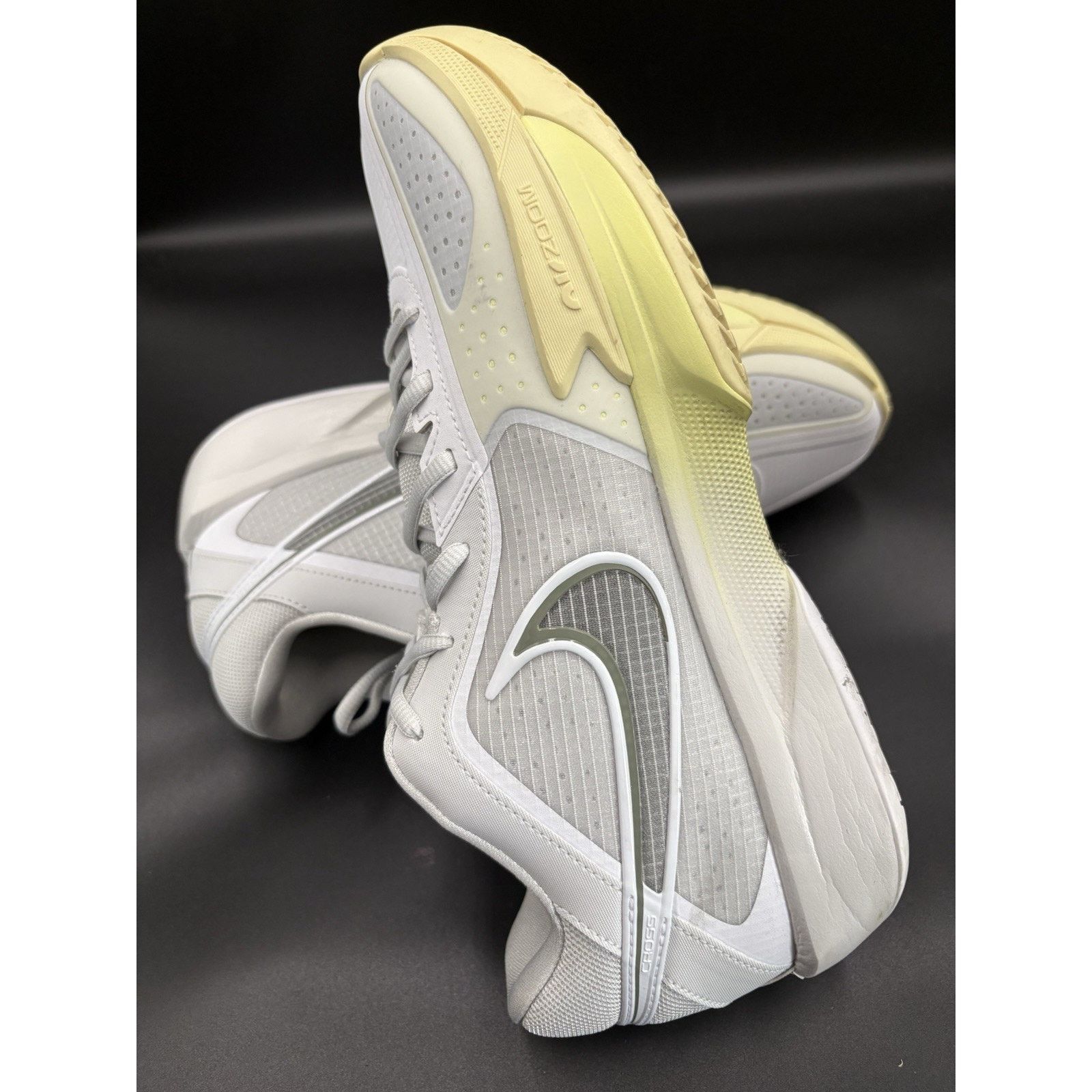 Nike Air Zoom GT Cut Cross Photon Dust Yellow Men’s Sz 10.5