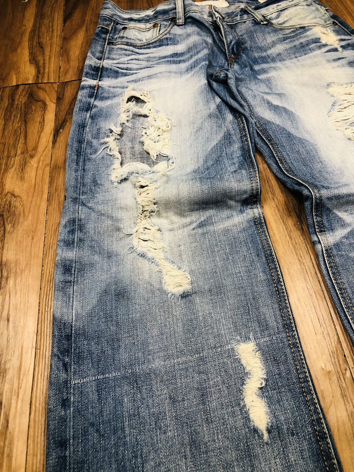 Other Lolita Distress Jeans (34) Size US 33 - 7 Thumbnail