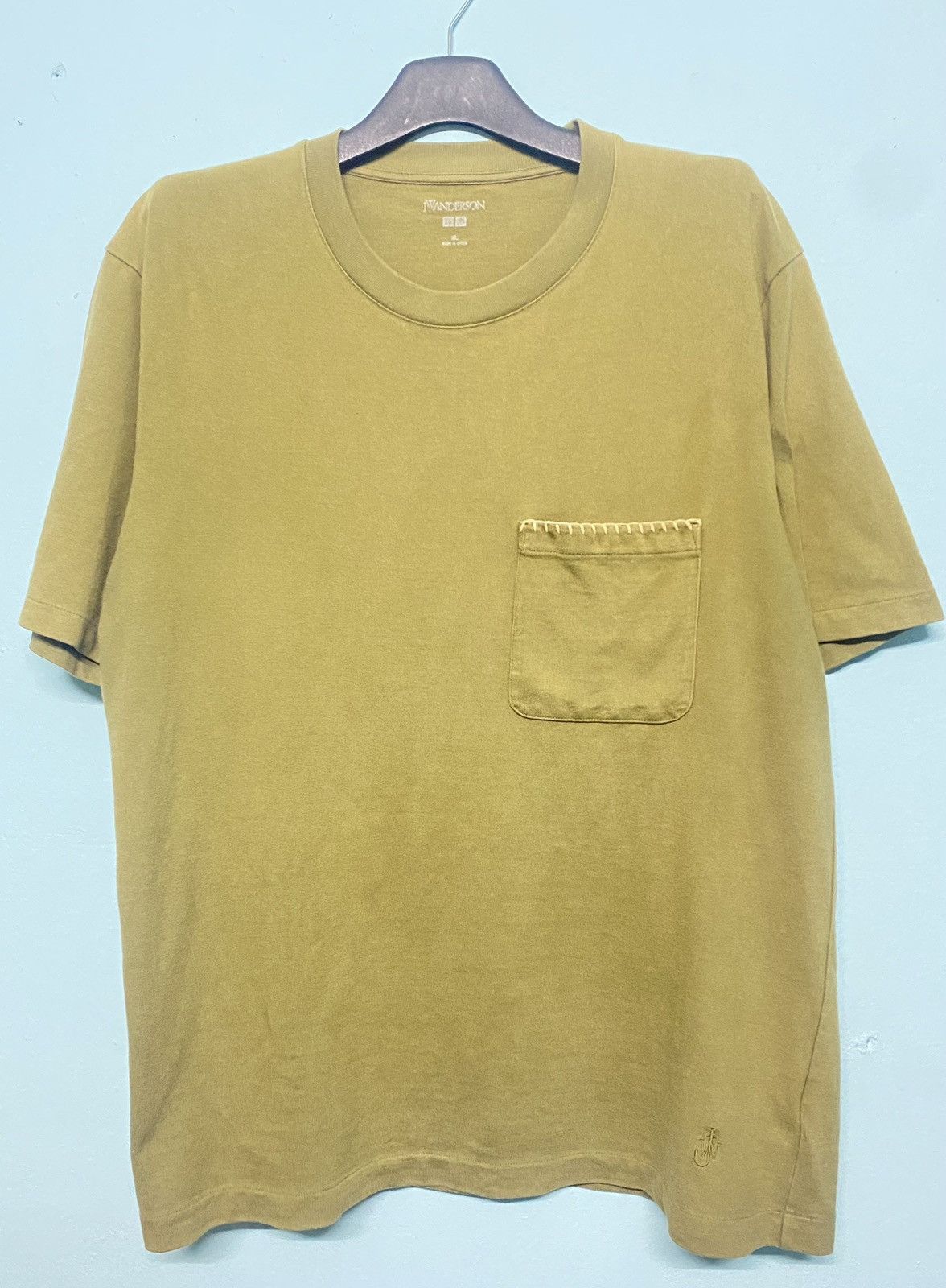 JW Anderson 💥J.W ANDERSON X UNIQLO POCKET TEE ARMY GREEN COLOR Size US XL / EU 56 / 4 - 1 Thumbnail