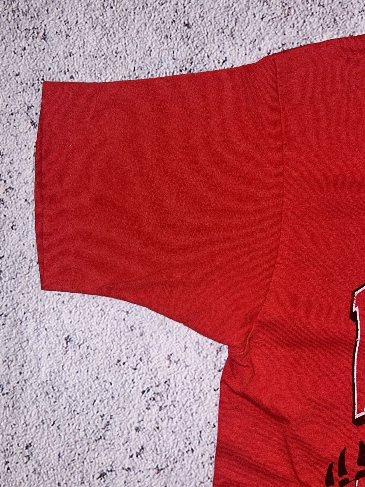 Vintage Vintage 1994 University of Wisconsin Badgers NCAA Rose Bowl Size US L / EU 52-54 / 3 - 9 Thumbnail
