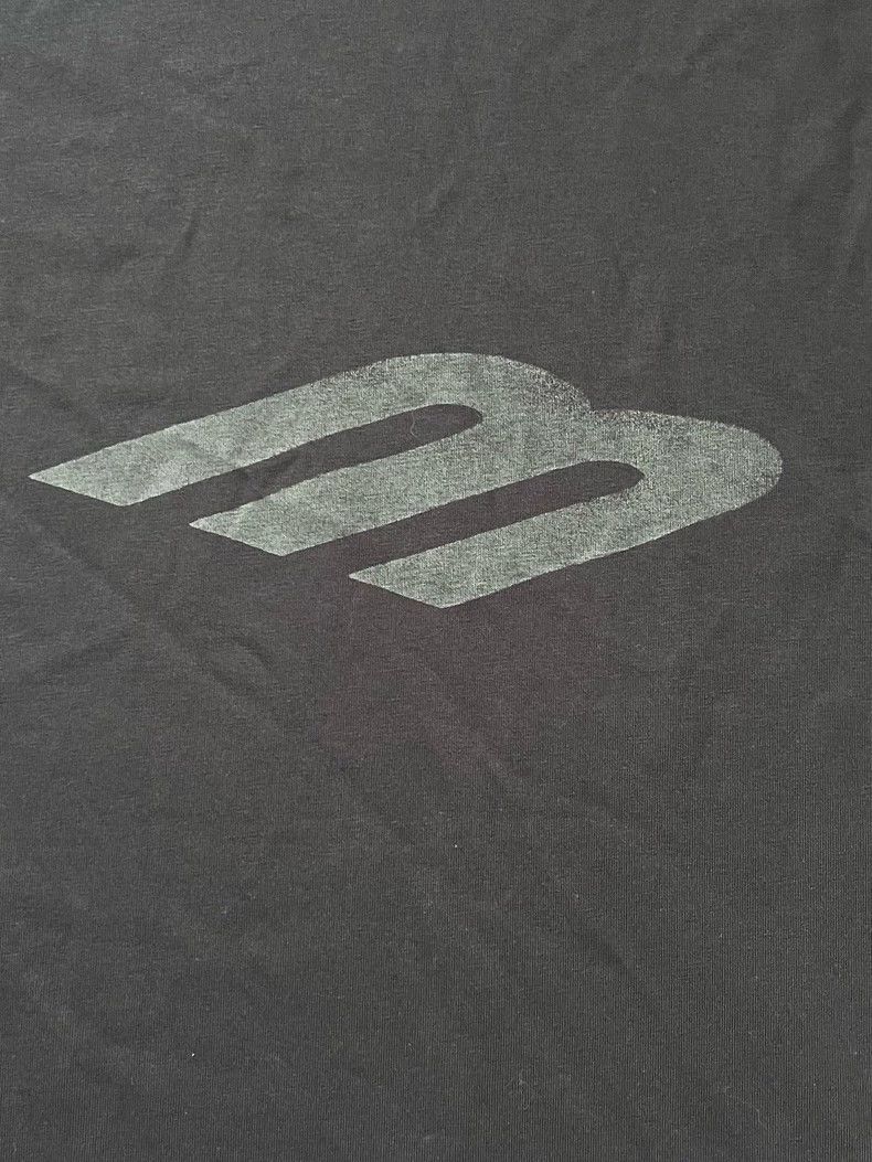 Balenciaga Balenciaga Faded Logo Print Crew Neck Short Sleeve Tee Size US S / EU 44-46 / 1 - 3 Thumbnail