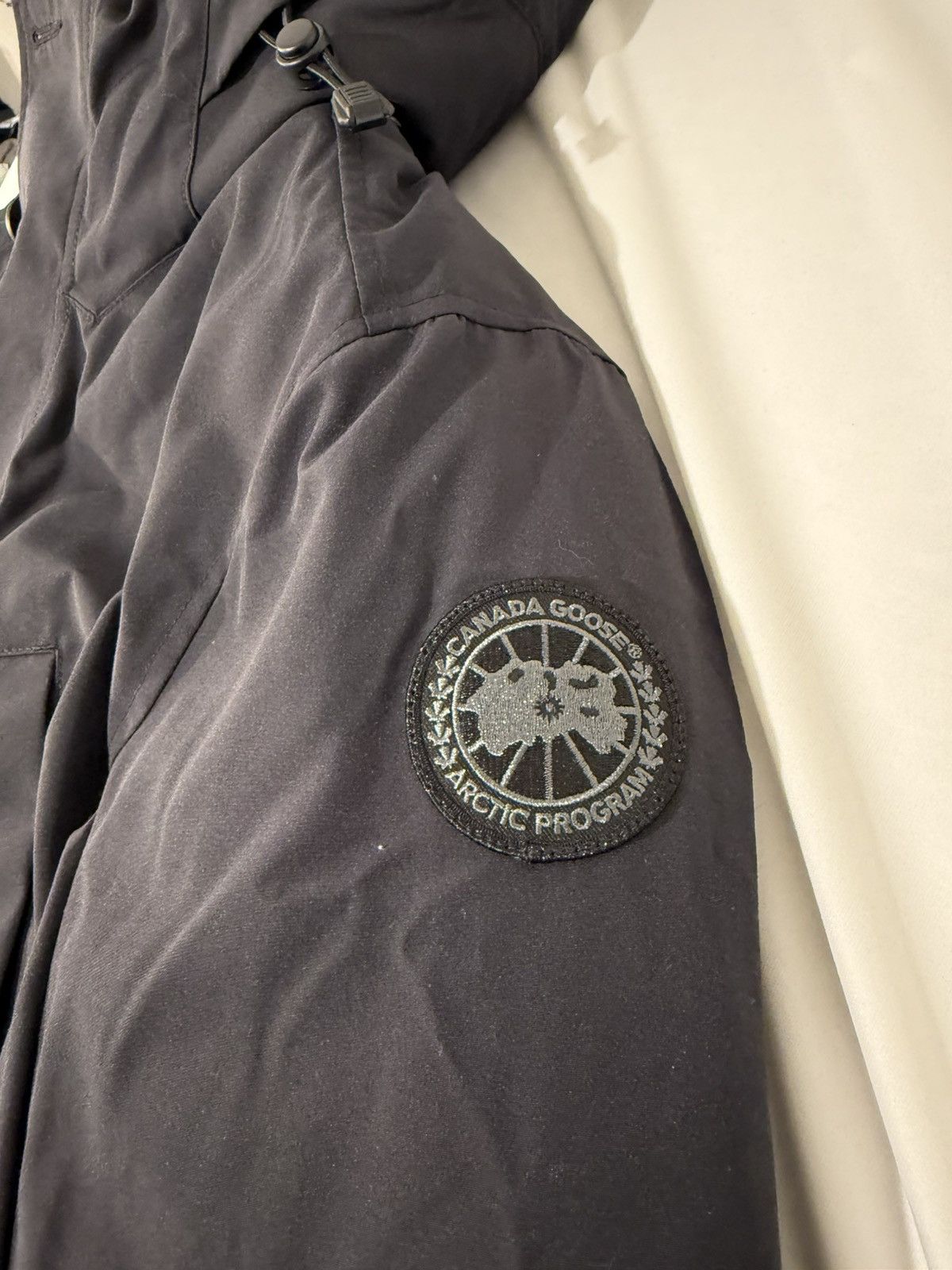 Canada Goose Canada Goose Navy Edgewood Fur Parka Size US L / EU 52-54 / 3 - 2 Thumbnail