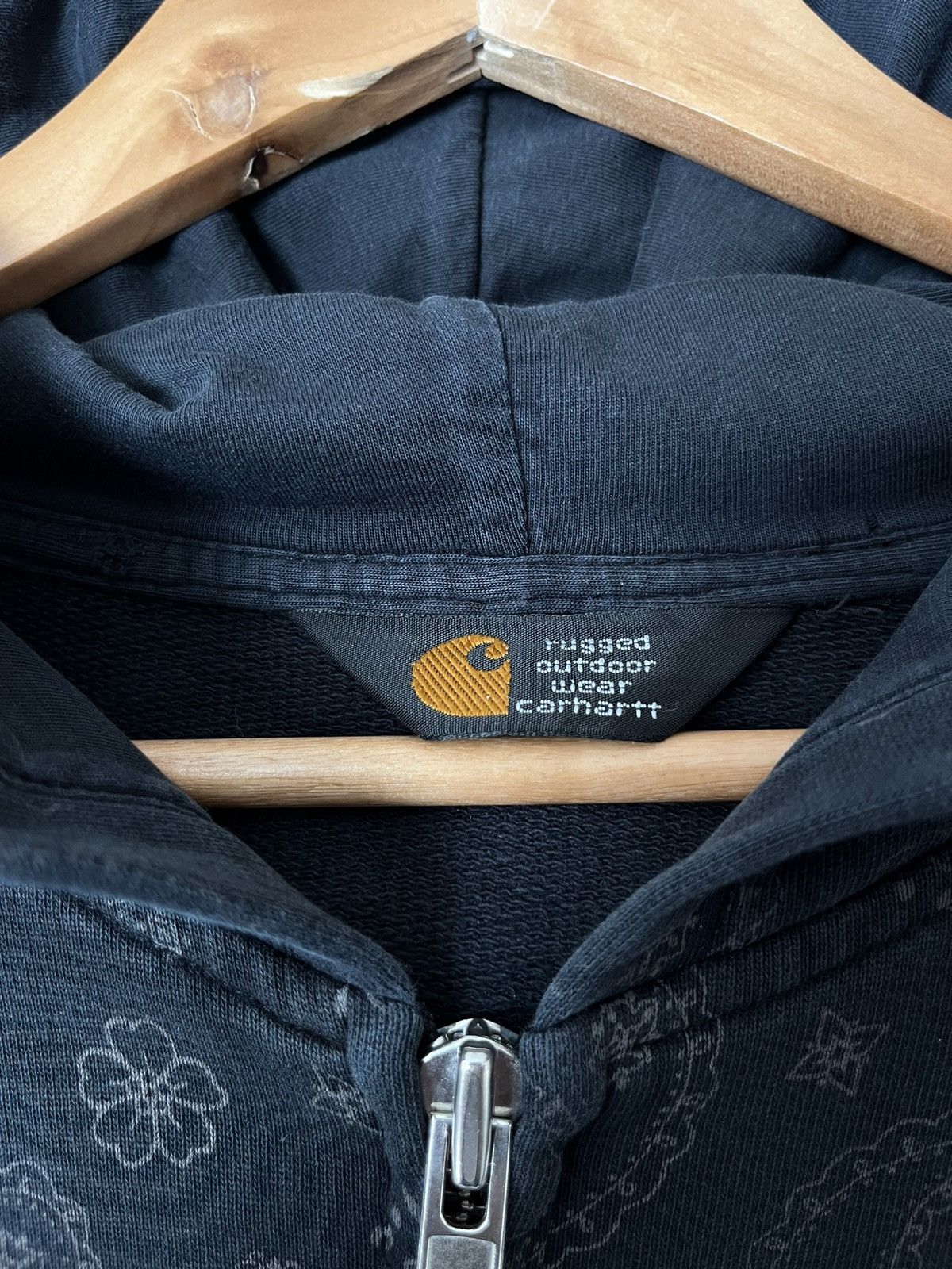 Carhartt Rare Carhartt Raiders Paisley Black Hoodie Vintage Streetwea Size US L / EU 52-54 / 3 - 4 Thumbnail