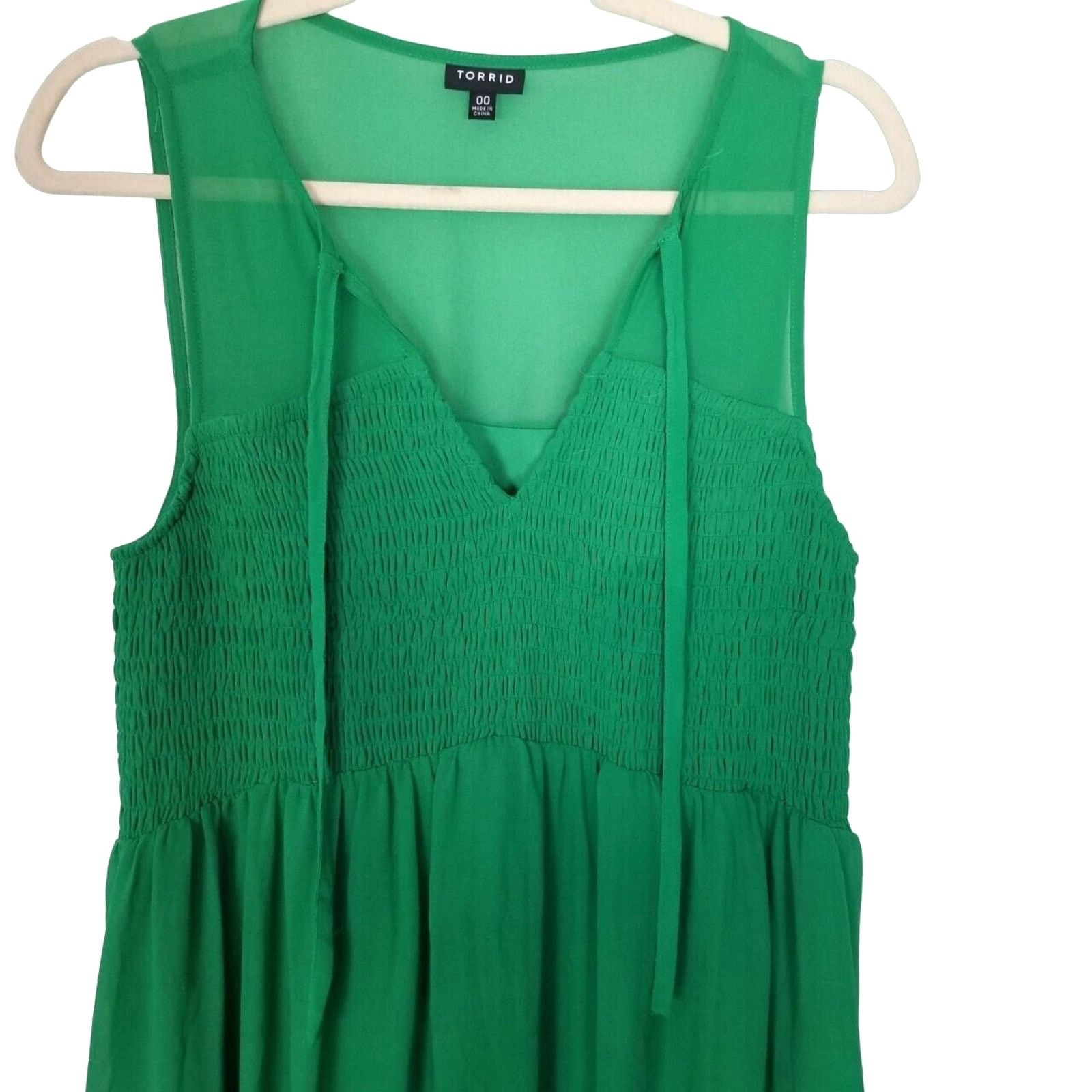 Corridor Torrid Chiffon Smocked Skater Dress Kelly Green Babydoll Size XXS / US 00 / IT 34 - 3 Thumbnail