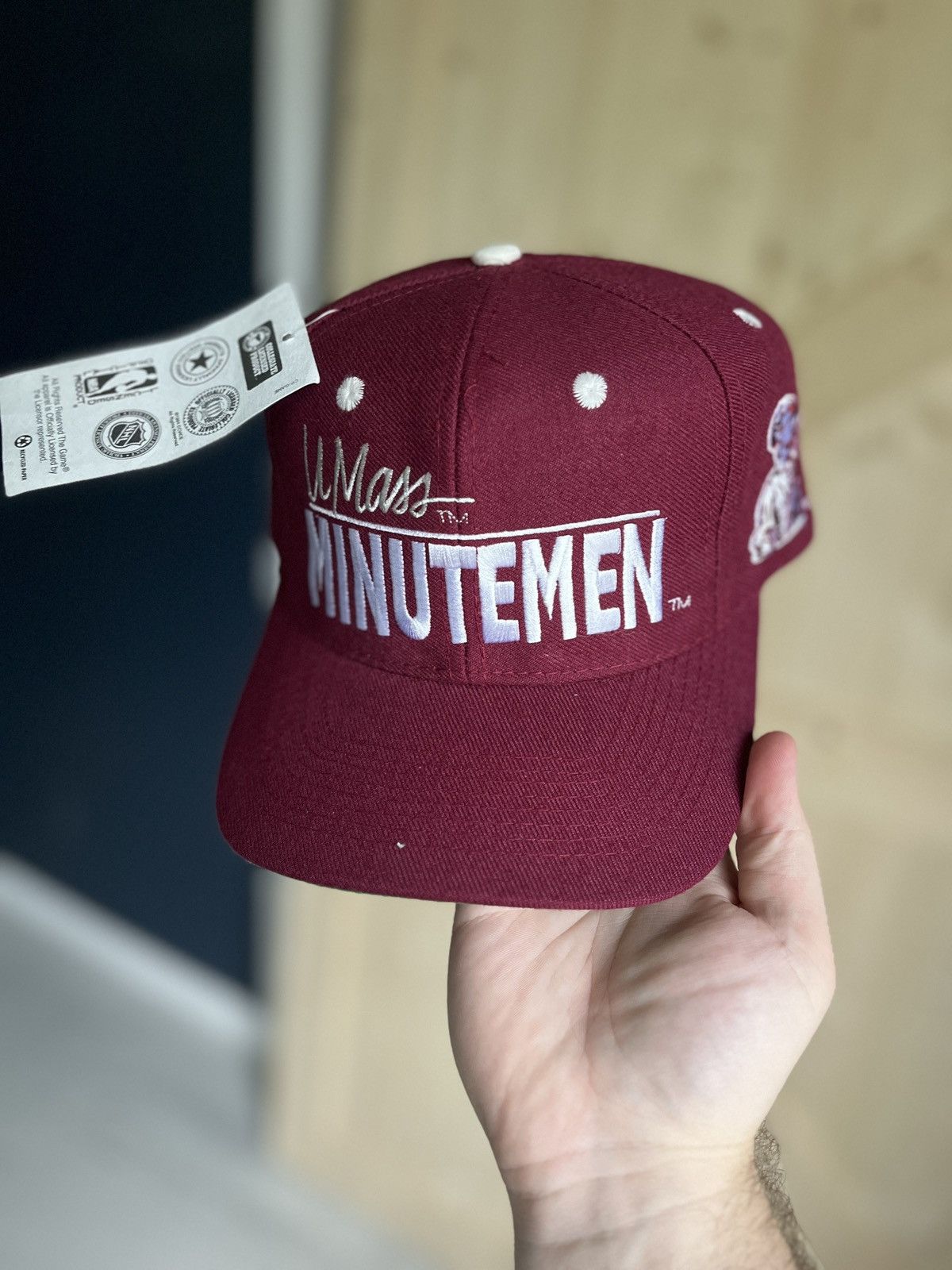 Sports Specialties Vintage 90’s UMass University NCAA SnapBack Hat Size ONE SIZE - 1 Thumbnail