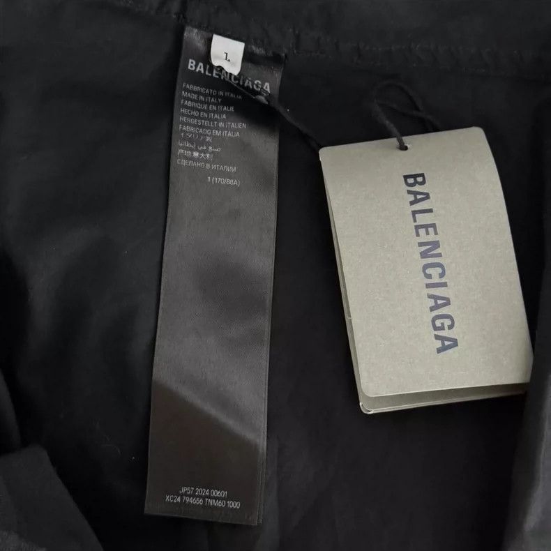 Balenciaga Balenciaga Ripped fake two-piece laminated shirt Size US S / EU 44-46 / 1 - 2 Thumbnail