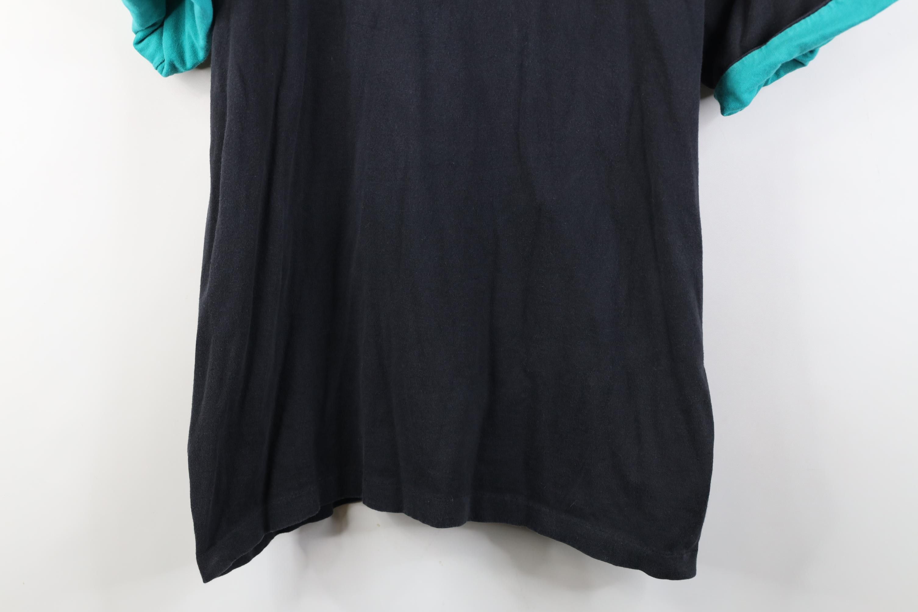 Vintage Vintage 90s Layered Black River Watertown New York T-Shirt Size US XL / EU 56 / 4 - 3 Thumbnail