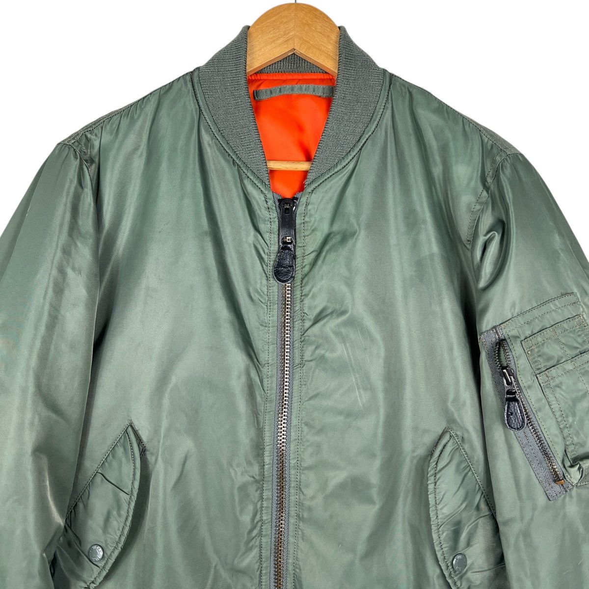 Alpha Industries 🔥 RARE RIOT ALPHA MA-1 US AIR FORCE SATIN BOMBER JACKET Size US M / EU 48-50 / 2 - 3 Thumbnail