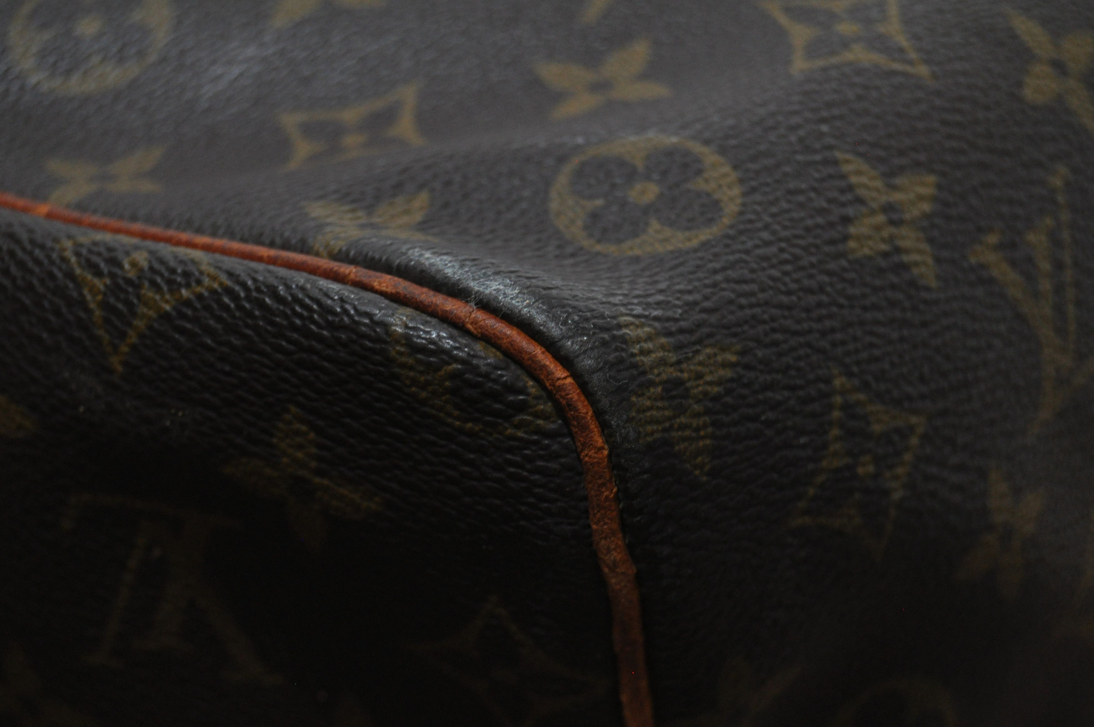 Louis Vuitton Louis Vuitton - 1985 - 60 Monogram Keepall Bandoulière Size ONE SIZE - 12 Thumbnail