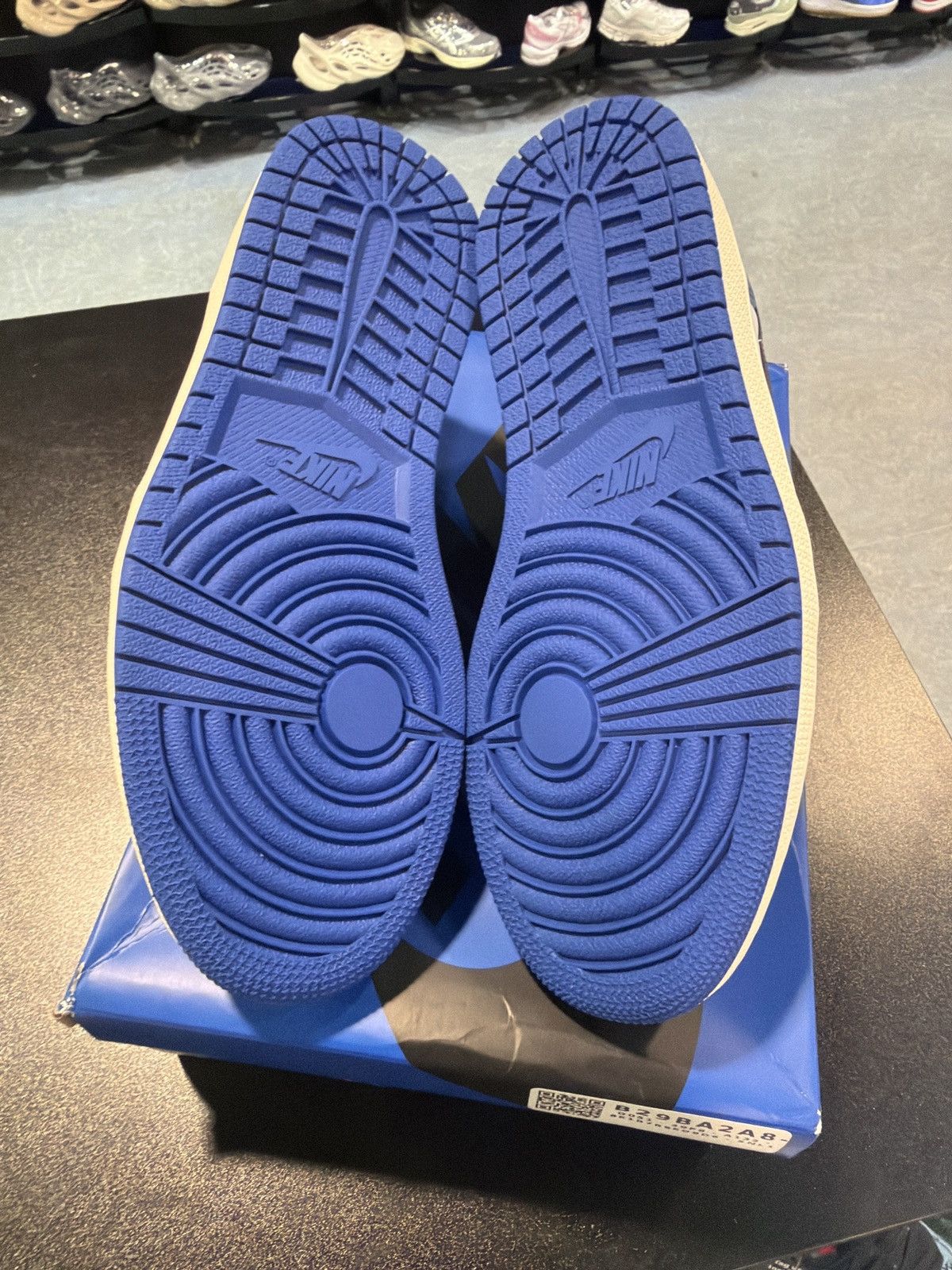 Jordan Brand Jordan 1 Low Royal Toe Size-8.5 Brand New OG All Qucik Ship Size US 8.5 / EU 41-42 - 6 Thumbnail