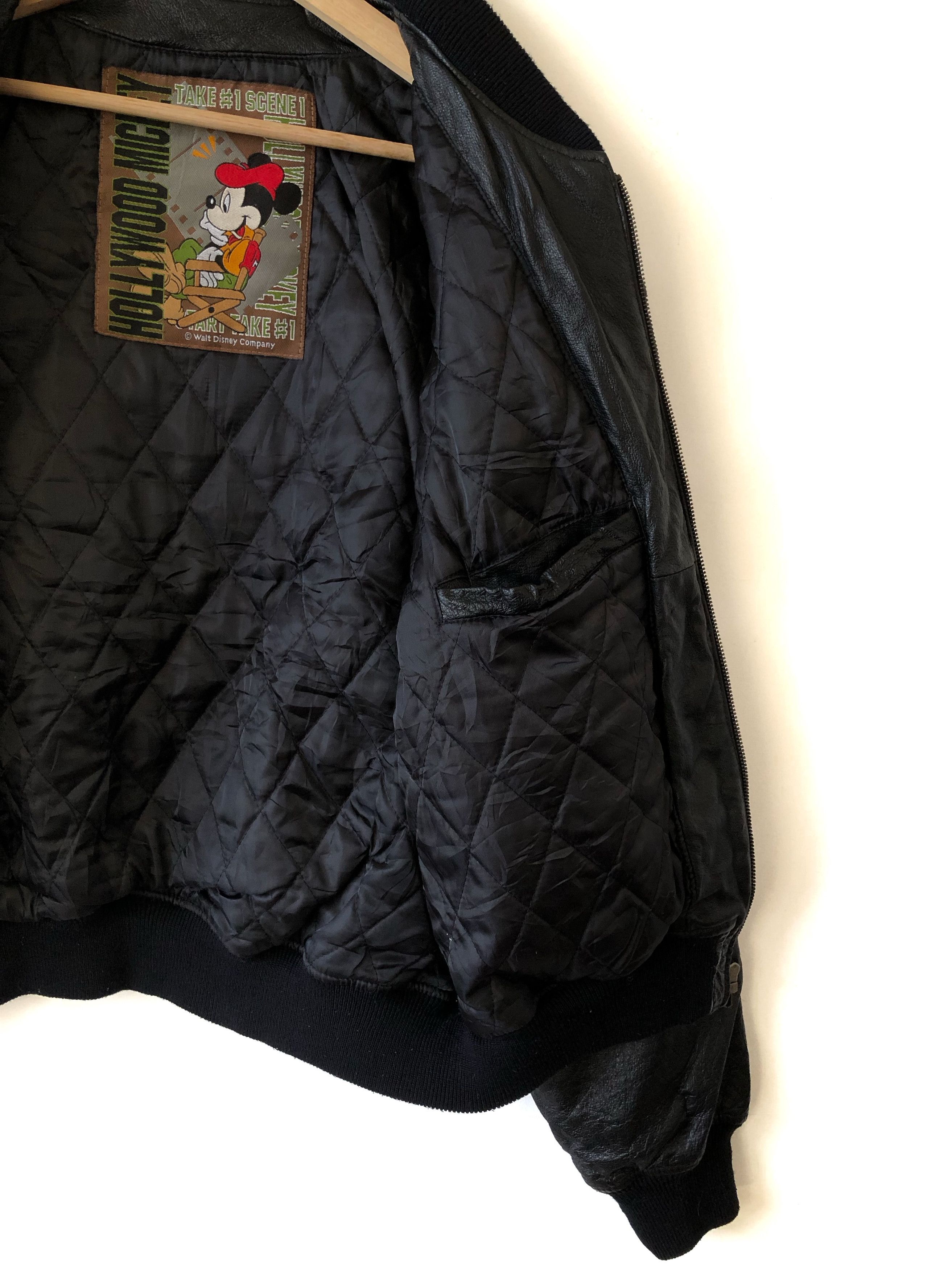 Disney RARE🔥VINTAGE 90’S WALT DISNEY PIG SKIN BOMBER JACKET Size US L / EU 52-54 / 3 - 6 Thumbnail