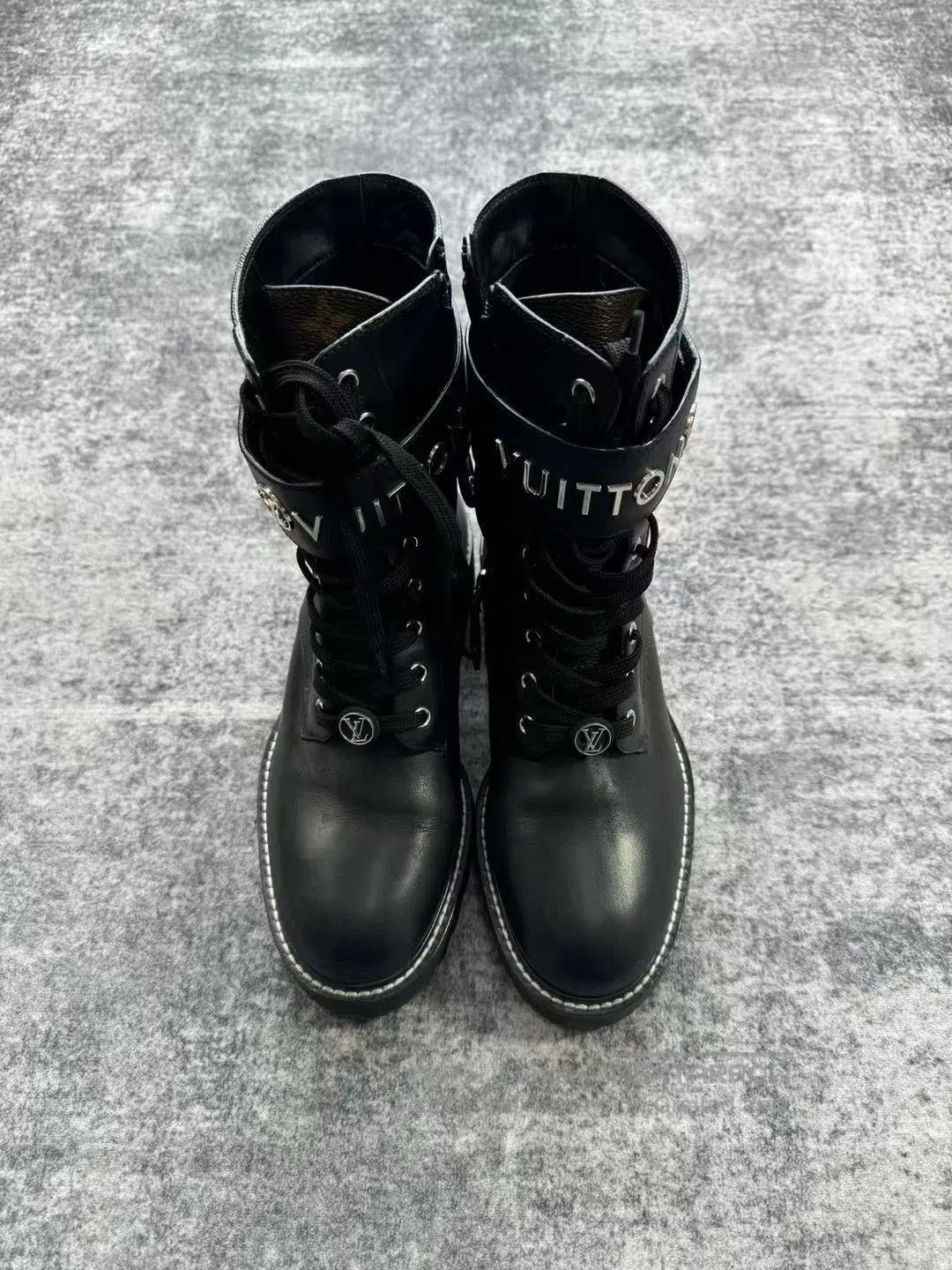 Louis Vuitton Louis Vuitton Black Silver Logo Martin Boots. Size US 7.5 / IT 37.5 - 2 Thumbnail