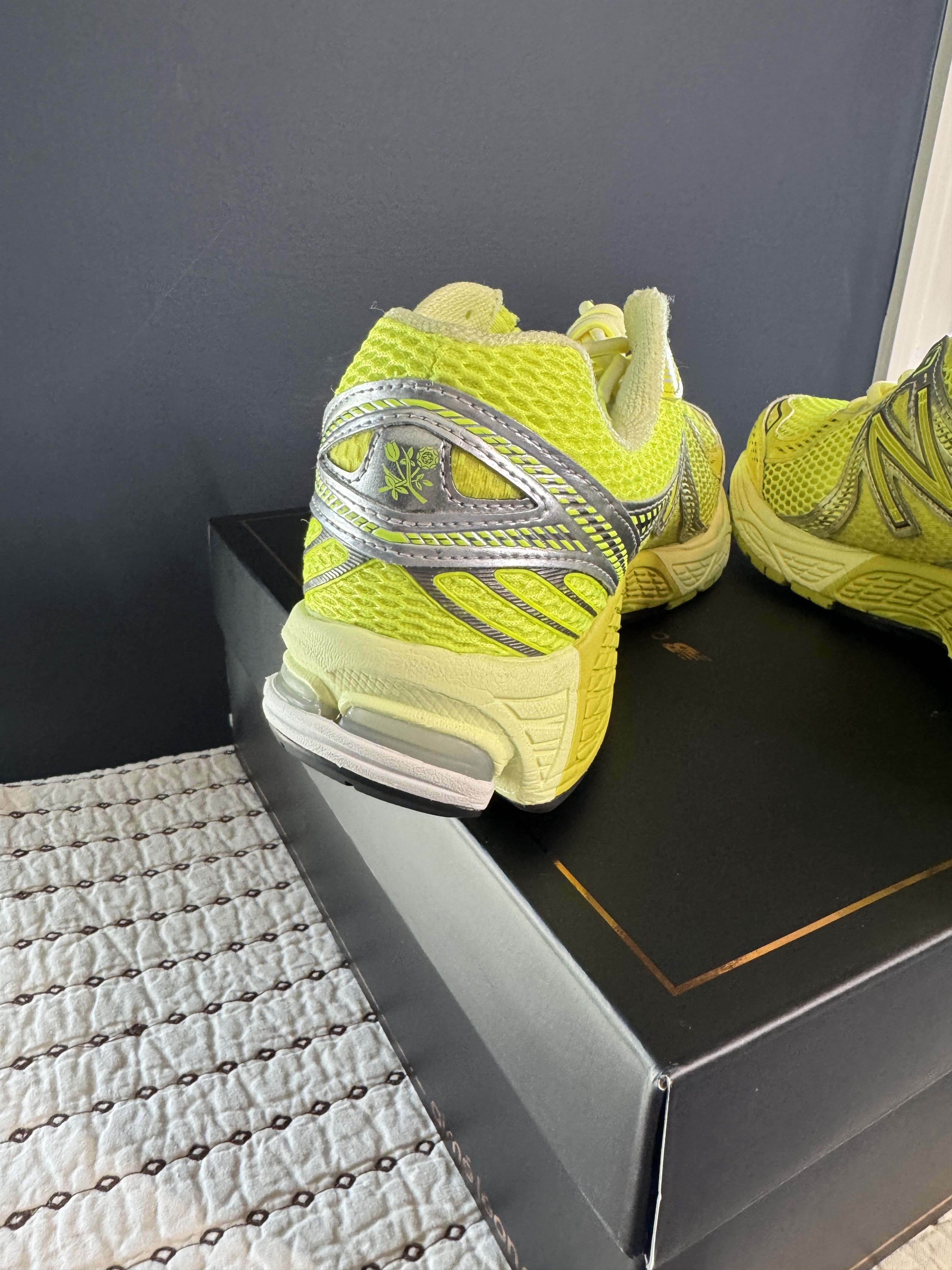 Aime Leon Dore × New Balance 2024 AIME LEON DORE X NEW BALANCE 860V2 YELLOW SIZE 11 Size US 11 / EU 44 - 6 Thumbnail