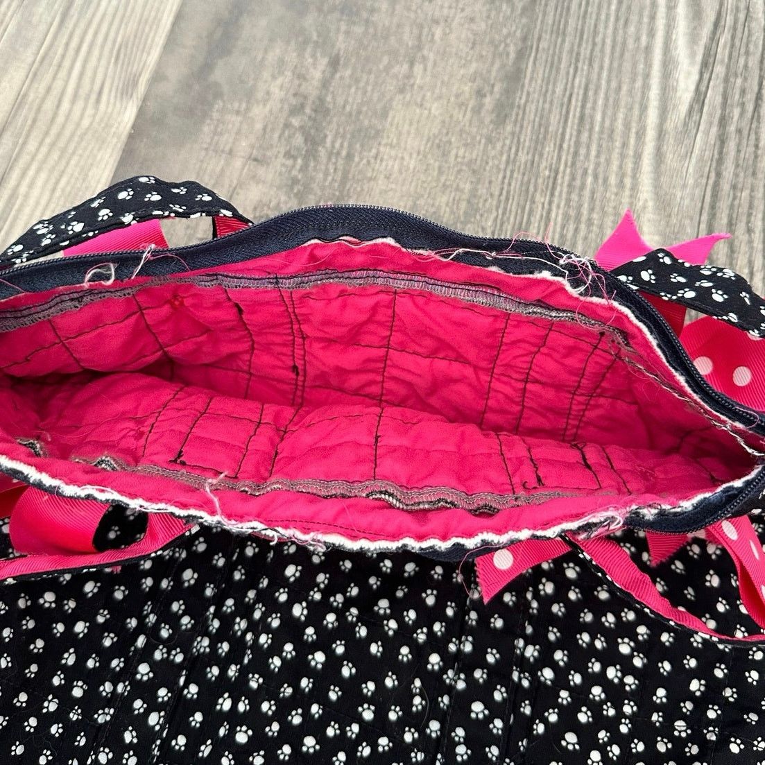 Handmade black hot pink handmade pawprint mini handbag Size ONE SIZE - 3 Thumbnail
