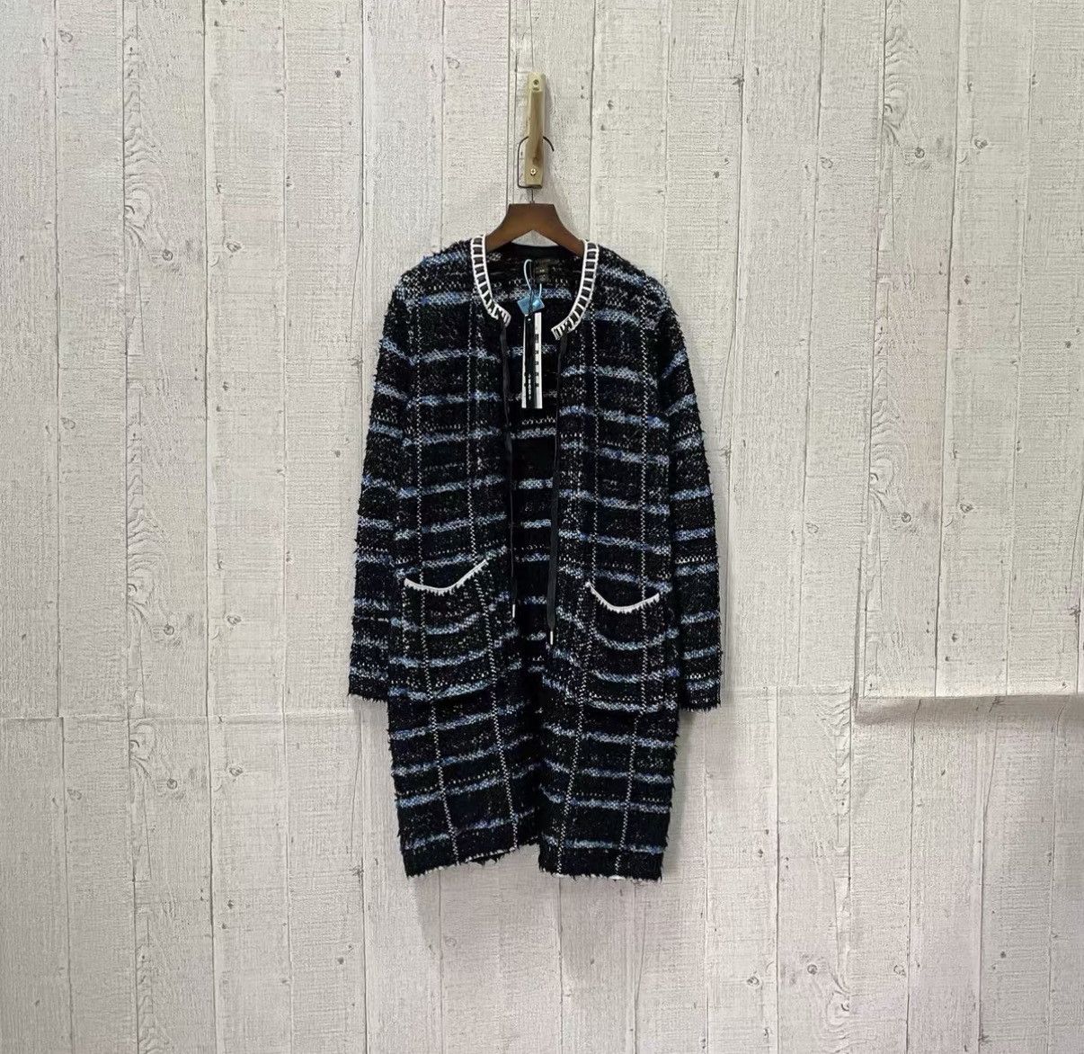 Louis Vuitton Louis Vuitton Black & Blue Cardigan J41 Size XS / US 0-2 / IT 36-38 - 1 Thumbnail