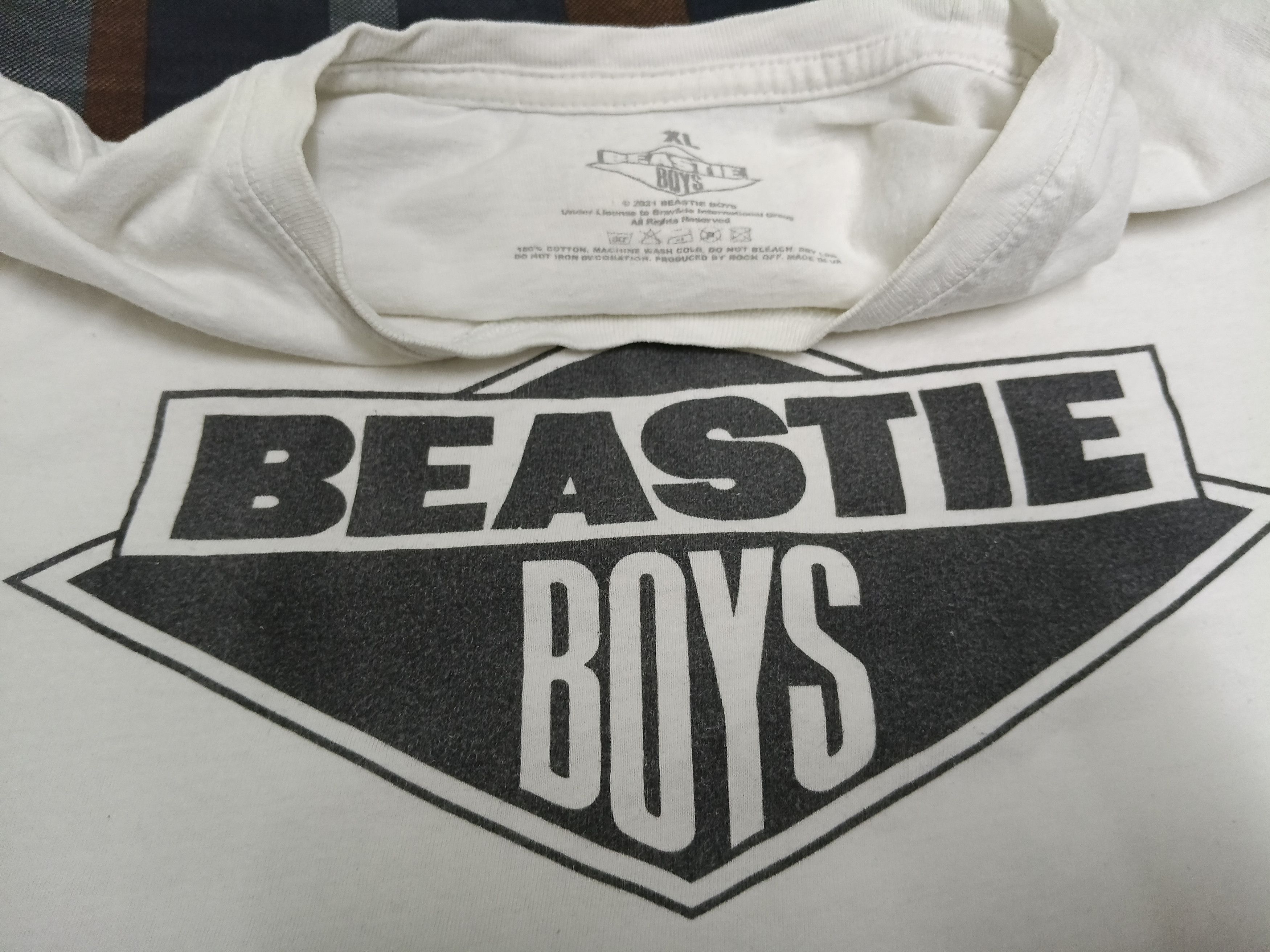 Band Tees Bestie boys shirt xl Size US L / EU 52-54 / 3 - 5 Thumbnail
