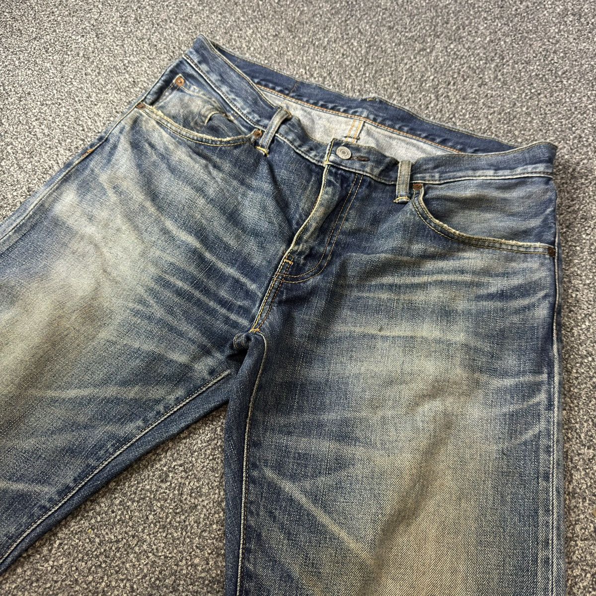 Engineered Garments × Levi's Vintage y2k Levis 502 Thrashed Distressed Dirty Washed Denim Size US 34 / EU 50 - 3 Thumbnail