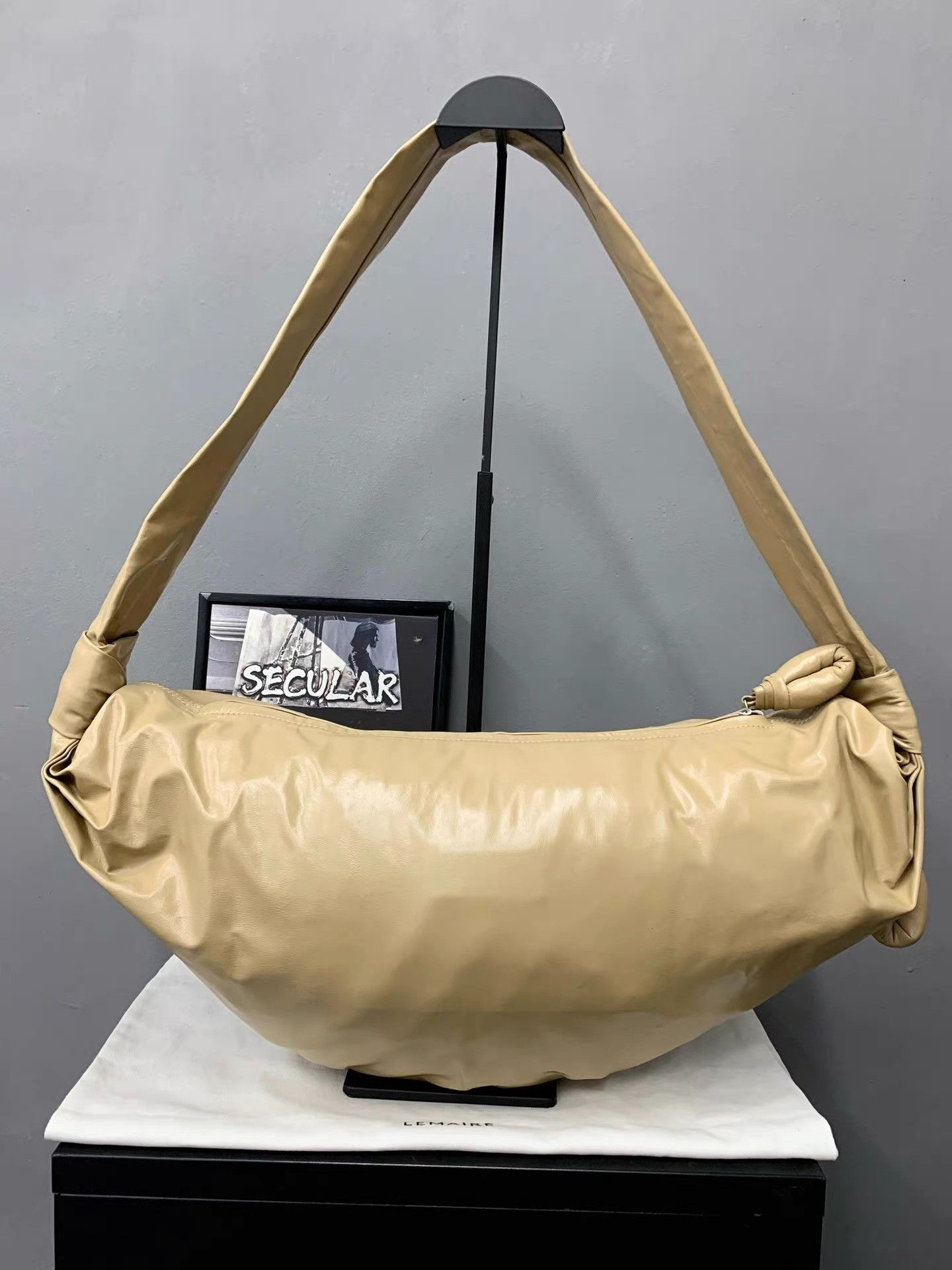 Lemaire Lemaire Medium Paper Texture Croissant Bag K34 Size ONE SIZE - 2 Thumbnail
