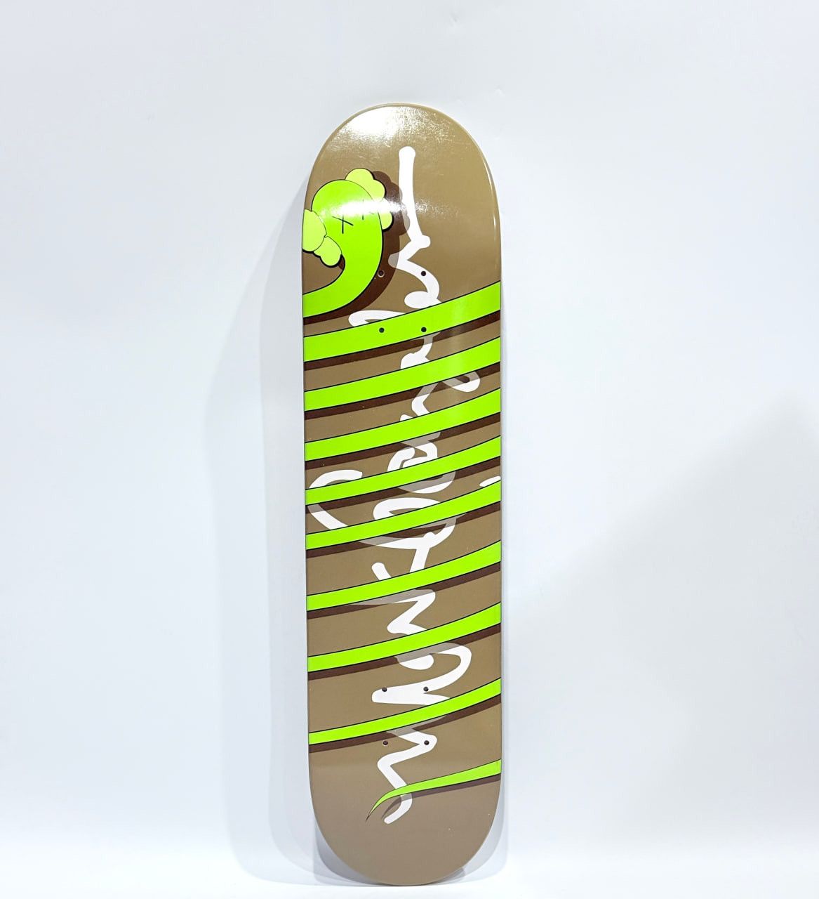 Kaws × Original Fake KAWS x Krooked Green Bendy Skateboard Deck Size ONE SIZE - 1 Thumbnail