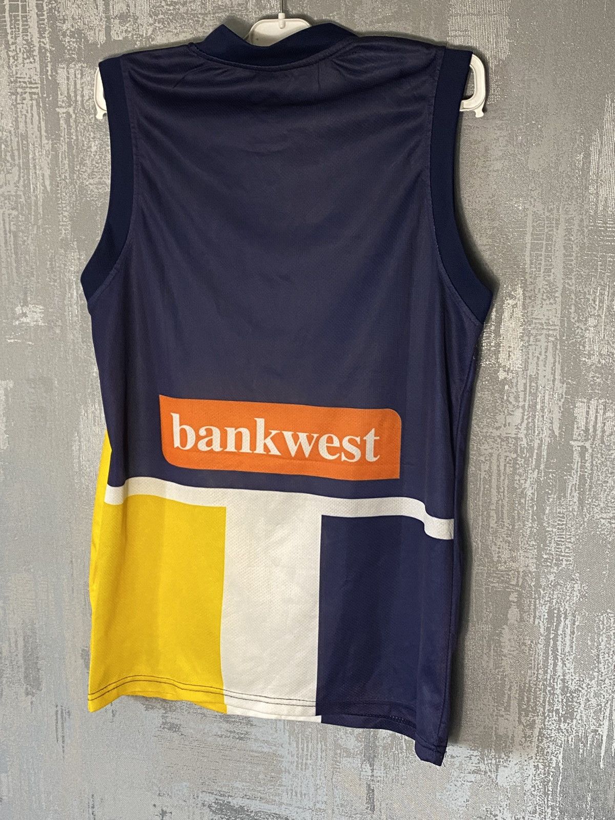 Puma × Vintage 2008 Vintage West Coast Eagles Puma Soccer Football Jersey Size US M / EU 48-50 / 2 - 2 Thumbnail