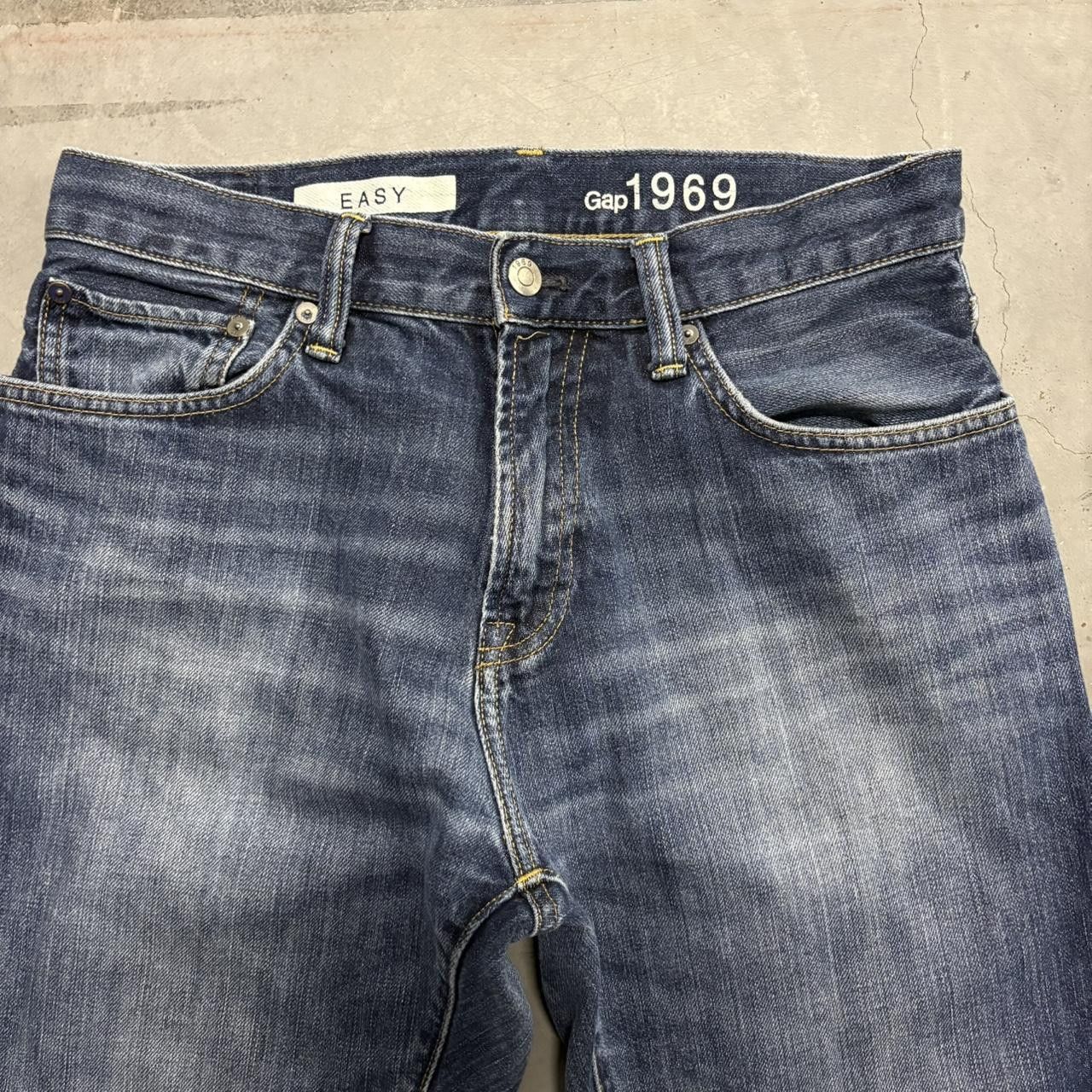 Gap Crazy Vintage Y2K/2000s Baggy Gap Easy Dark Blue Wash Denim Jeans! Size US 31 - 2 Thumbnail