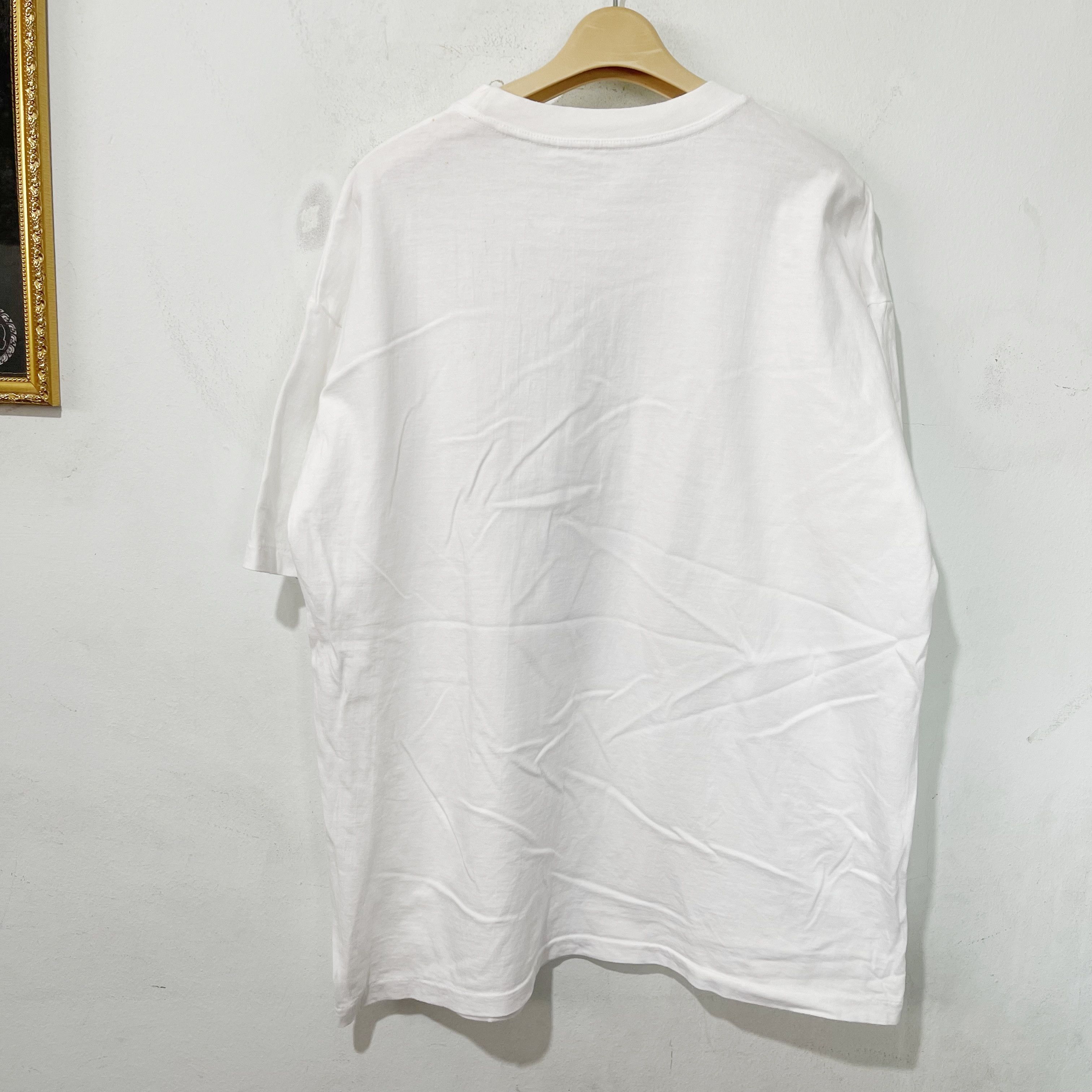 Vintage Vintage 90s Korea T-Shirt Size US L / EU 52-54 / 3 - 3 Thumbnail