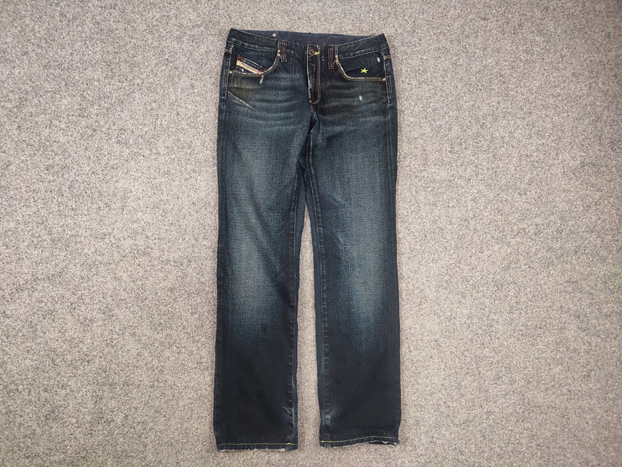 Diesel Vintage Diesel Rippy Logo Distressed Faded Denim Jeans Y2K Size 27" / US 4 / IT 40 - 2 Thumbnail