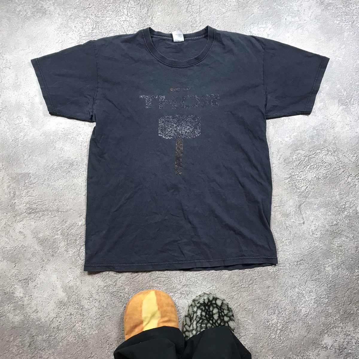 Vintage Vintage 90s Sun Faded Graphic Tee Grunge Skate Dark Boxy L Size US L / EU 52-54 / 3 - 1 Thumbnail