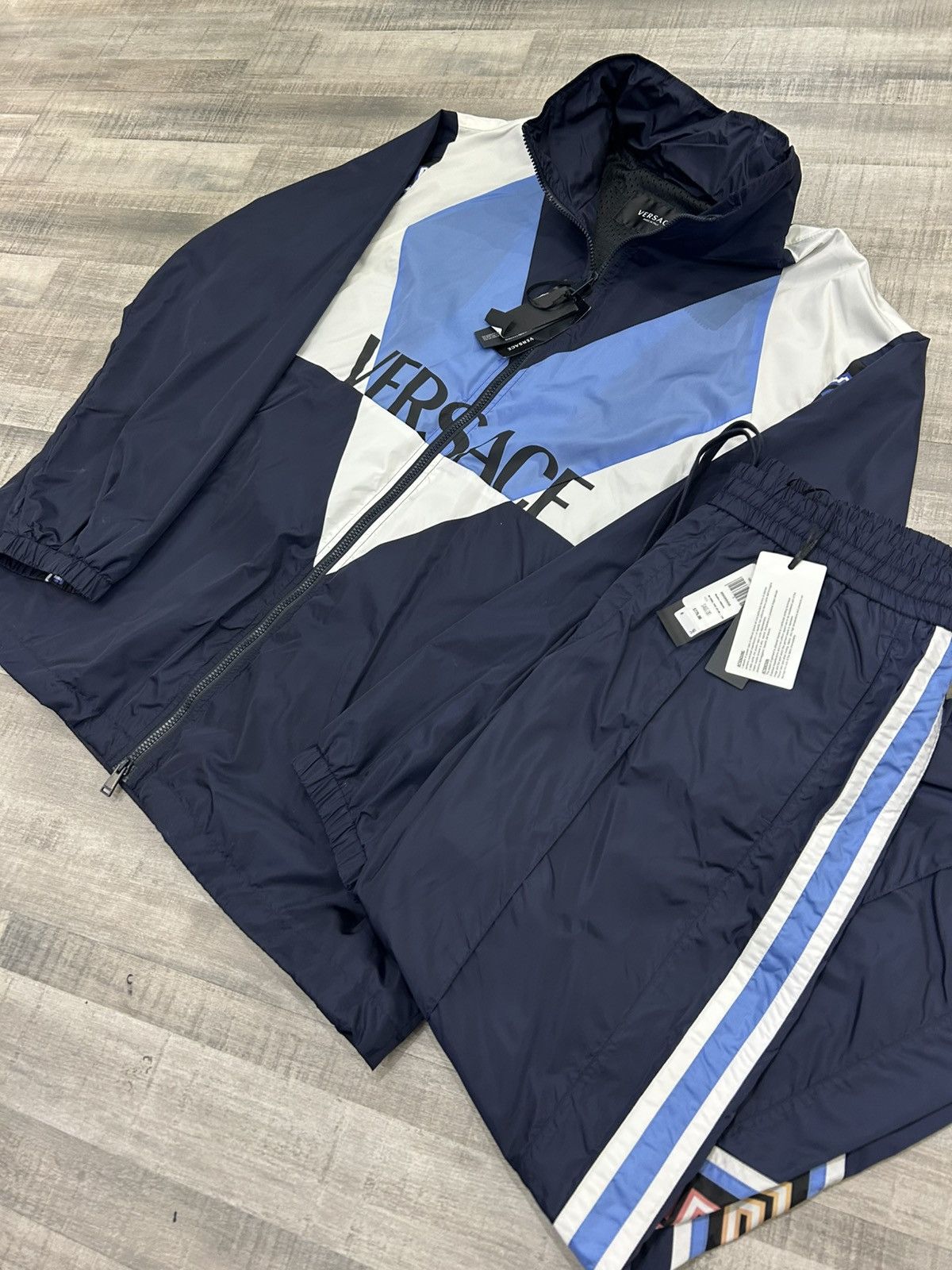 Versace Versace Nylon Track Suit Size US L / EU 52-54 / 3 - 3 Thumbnail