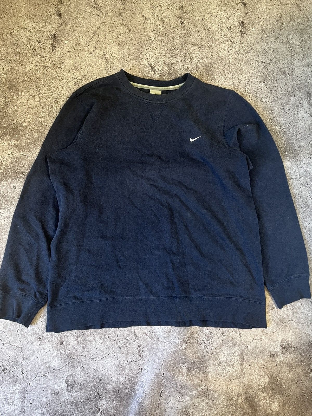 Nike Vintage Swoosh Logo Sweatshirt