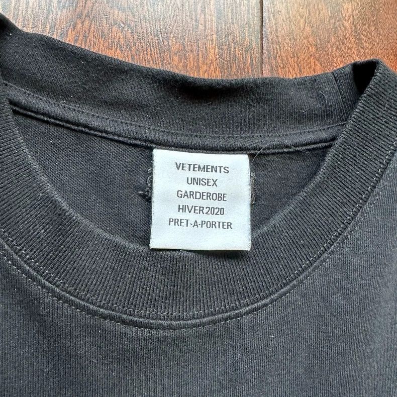 Vetements Vetements ss20 Oversize washable label external short sleev Size US L / EU 52-54 / 3 - 4 Thumbnail