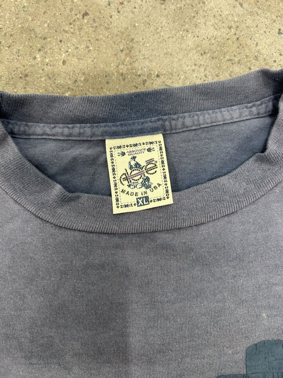 Vintage Vintage 90s Essential Sunfaded T Shirt Blue Old Tucson Size US XL / EU 56 / 4 - 3 Thumbnail